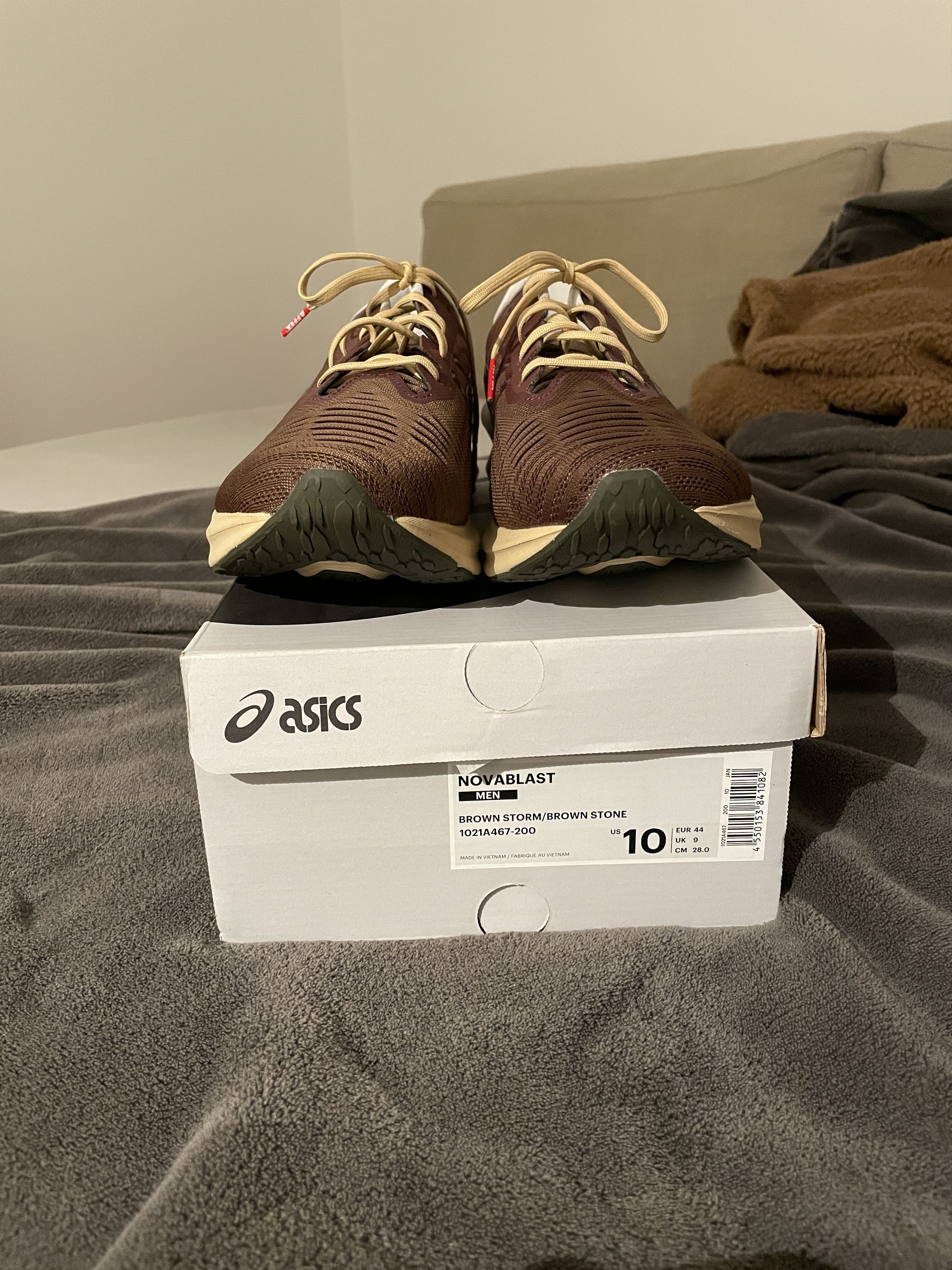 AFFXWRKS × Asics Affix Works x Asics Novablast Size US 10 / EU 43 - 2 Thumbnail