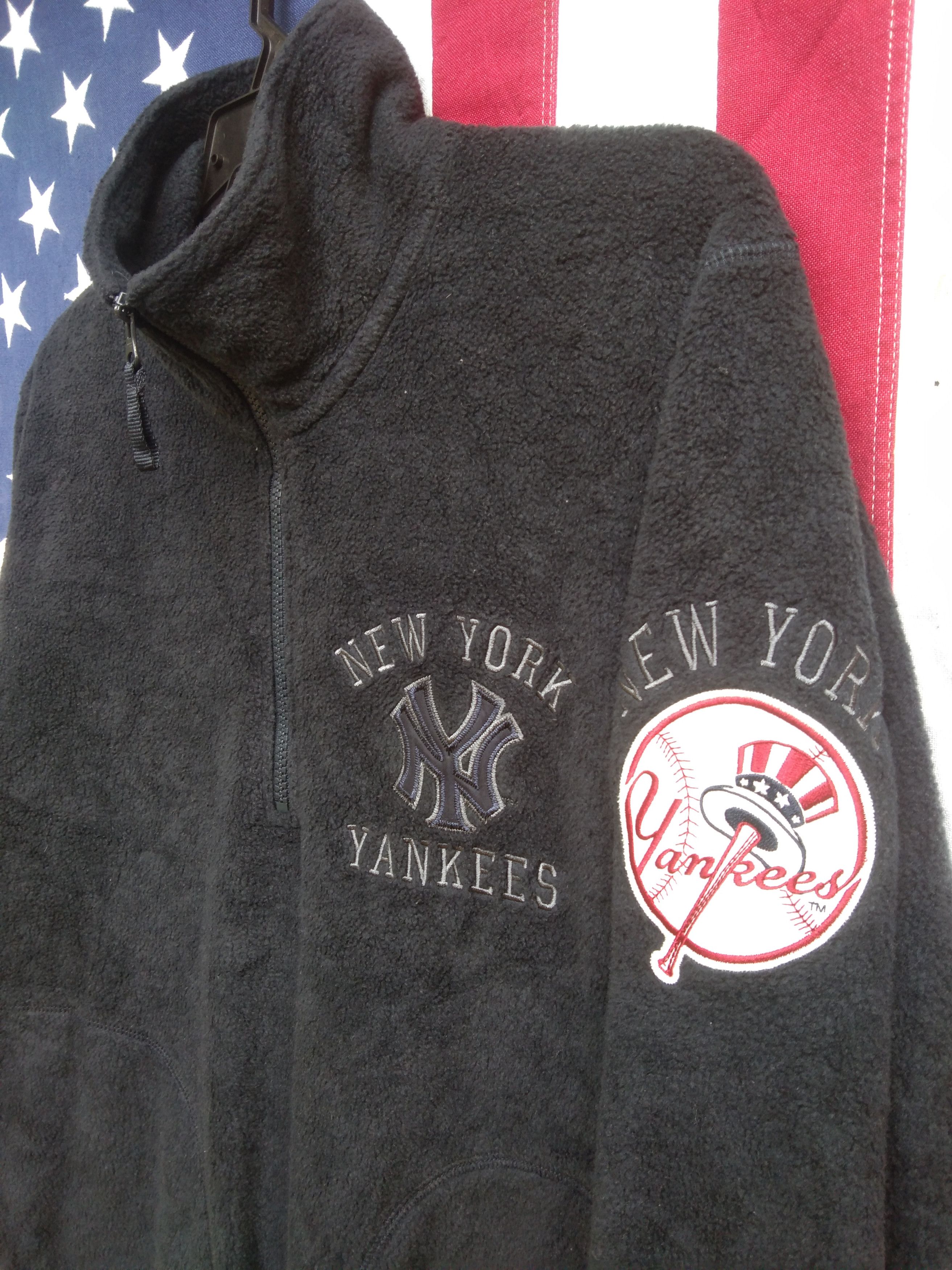 MLB STEALS 🔥🔥 NEW YORK YANKEE'S SHERPA SWEATSHIRT Size US L / EU 52-54 / 3 - 14 Thumbnail