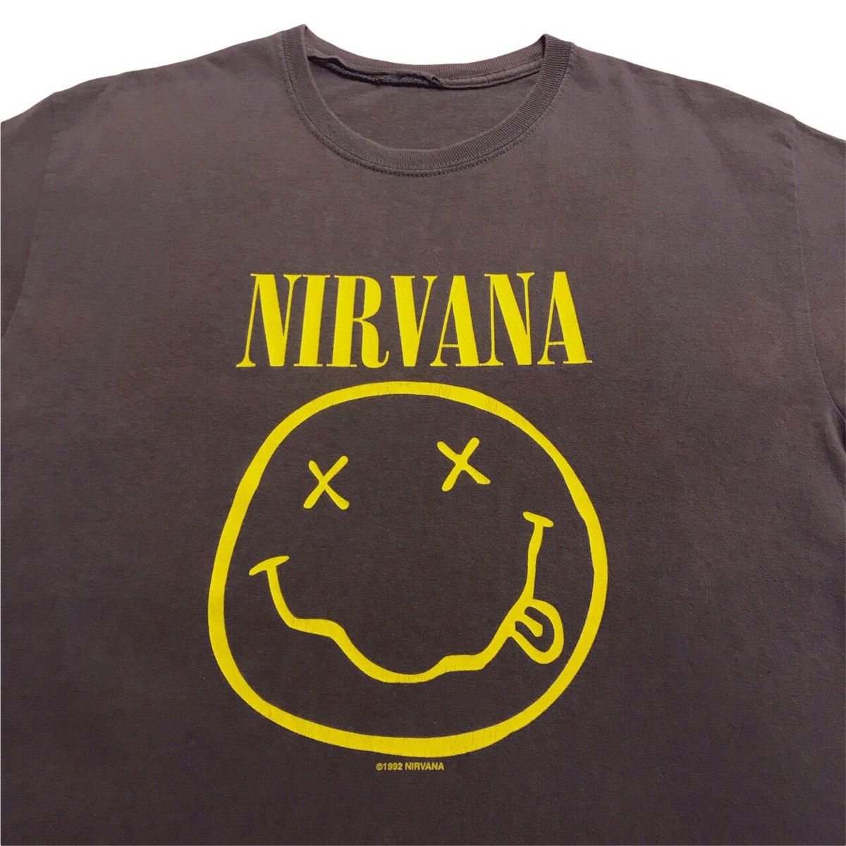 Vintage Vintage Nirvana Smiley Shirt Size Medium Size US M / EU 48-50 / 2 - 1 Preview