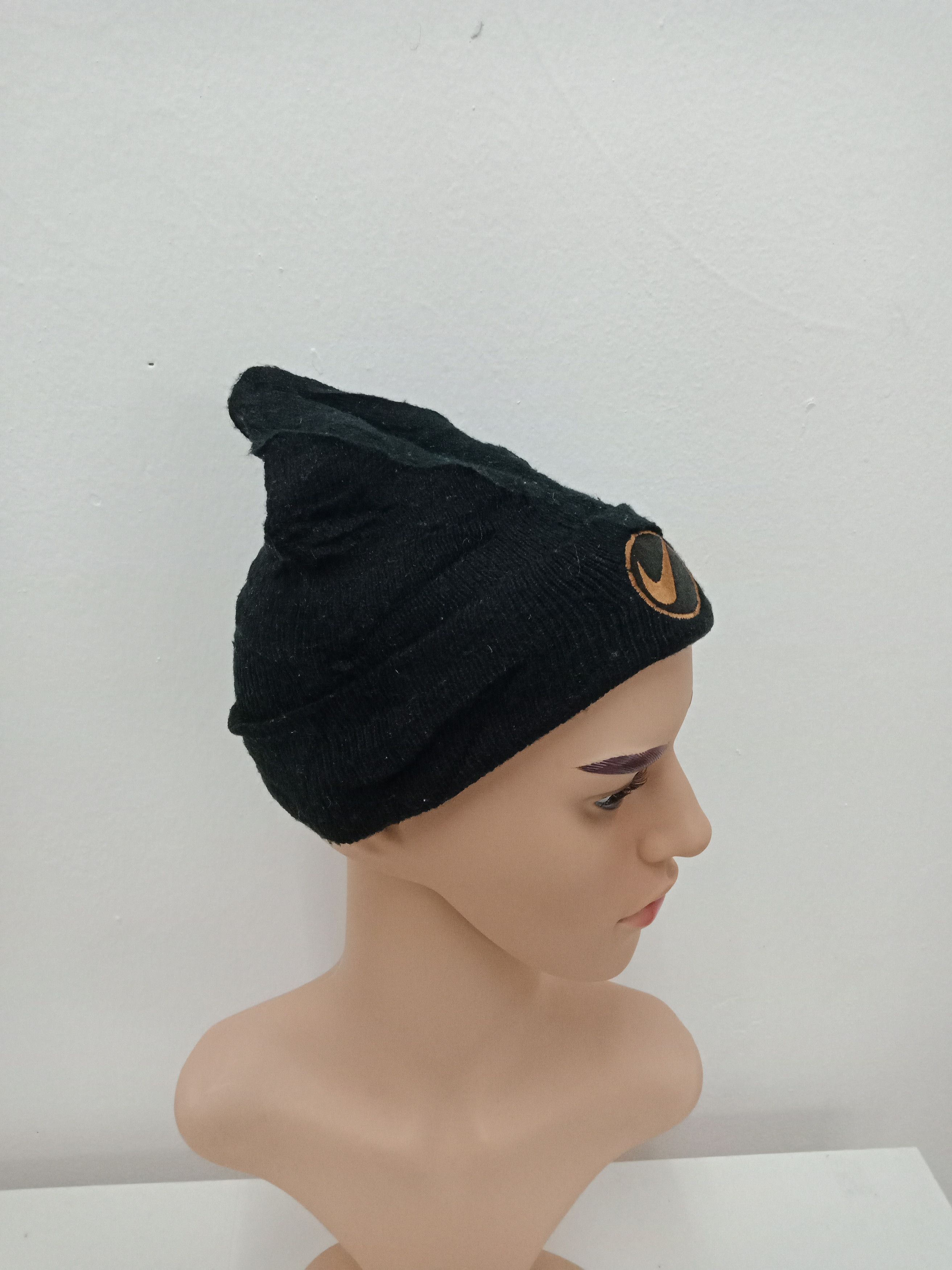 Nike Vintage Nike Embroid Cuffed Beanie Size ONE SIZE - 4 Thumbnail