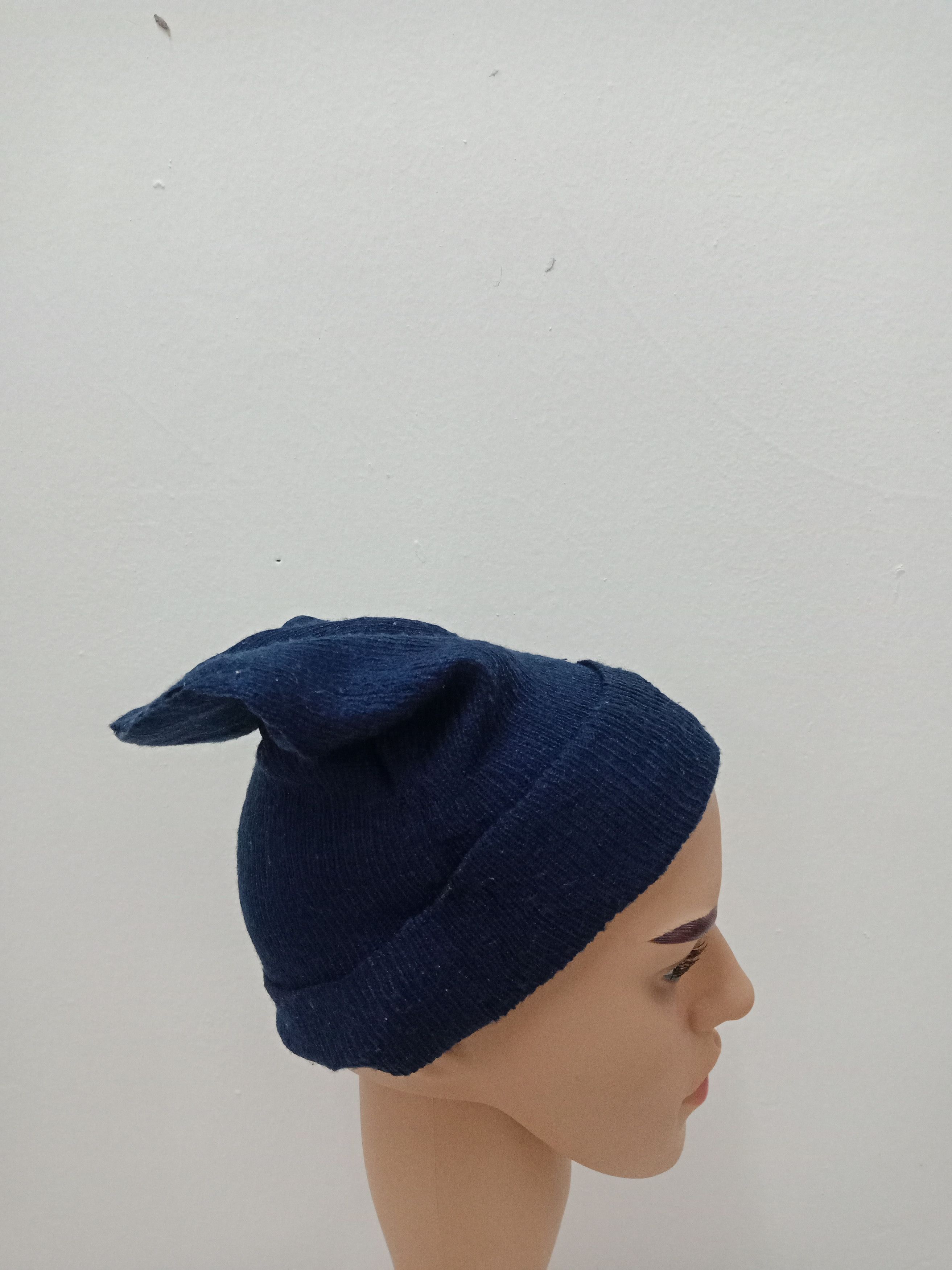 Nike Vintage Nike Swoosh Embroid Cuffed Beanie Size ONE SIZE - 3 Thumbnail