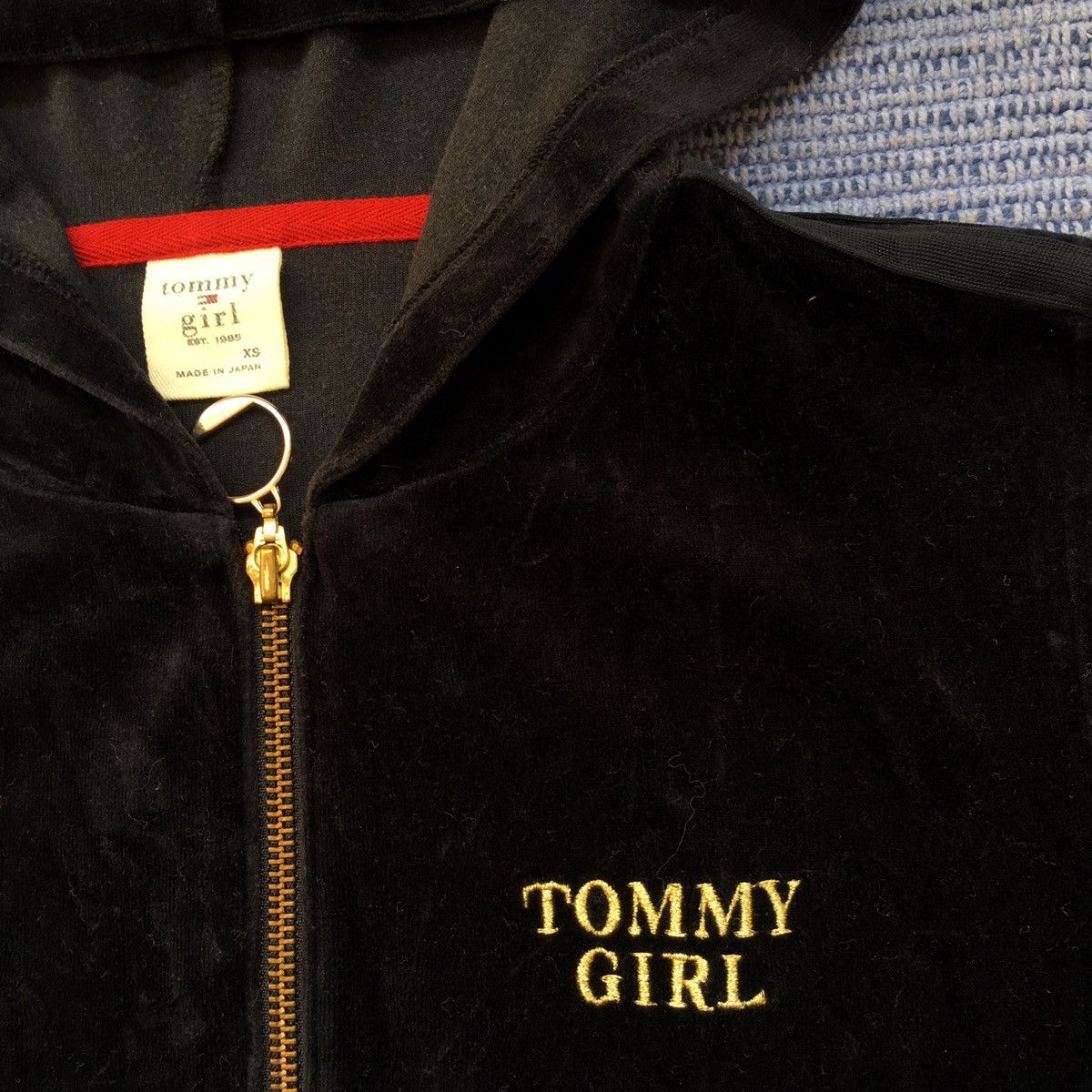 Tommy Hilfiger vintage tommy velvet hoodie Size US XS / EU 42 / 0 - 3 Thumbnail