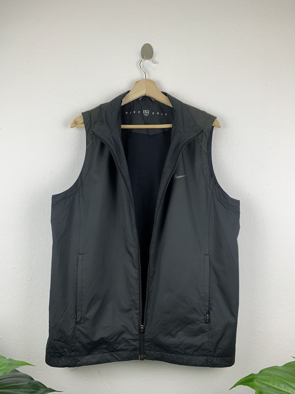Nike NIKE GOLF POLYESTER BLACK VEST Size US L / EU 52-54 / 3 - 3 Thumbnail