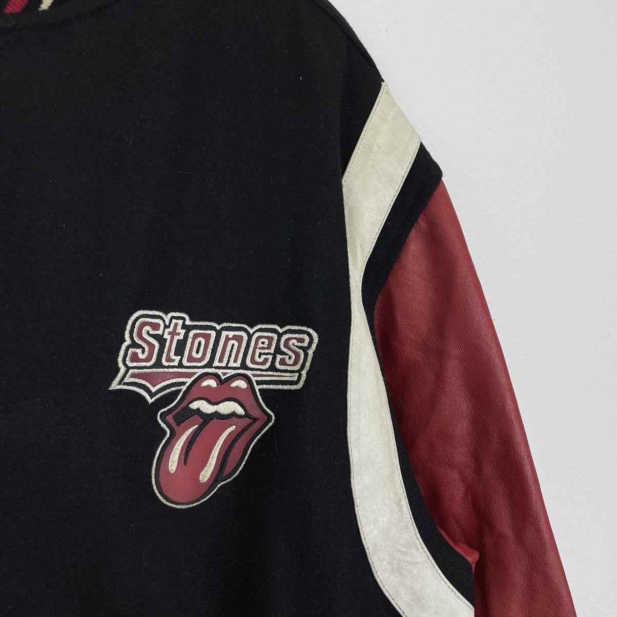 Vintage Vintage The Rolling Stones Varsity Leather Reversible Jacket Size US L / EU 52-54 / 3 - 6 Thumbnail