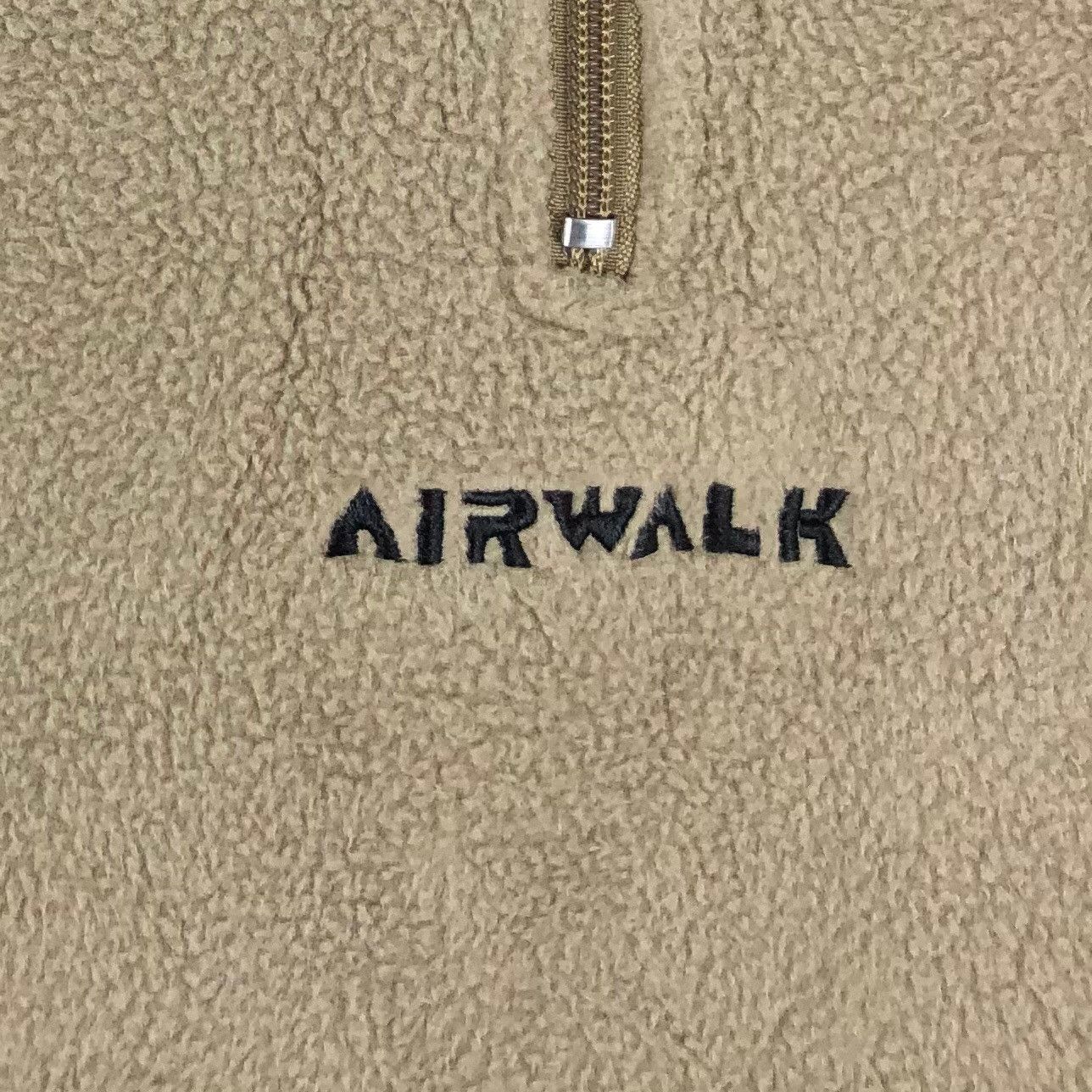 Airwalk Vintage Airwalk Fleece Hoodie Sweater Size US XL / EU 56 / 4 - 6 Thumbnail