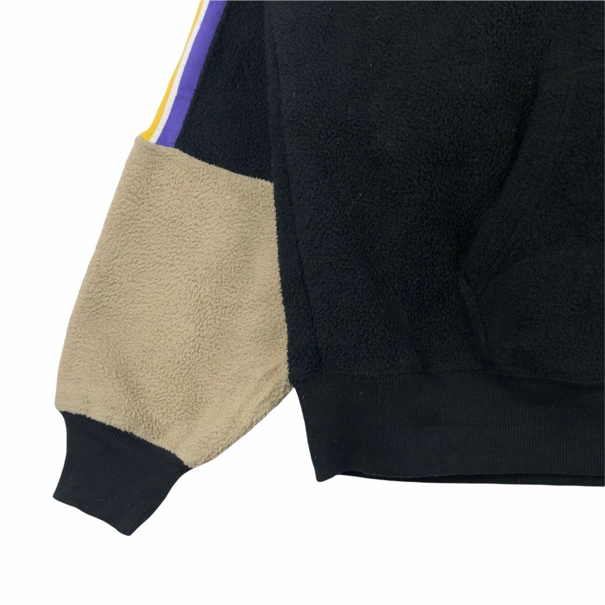 Airwalk Vintage Airwalk Fleece Hoodie Sweater Size US XL / EU 56 / 4 - 3 Thumbnail