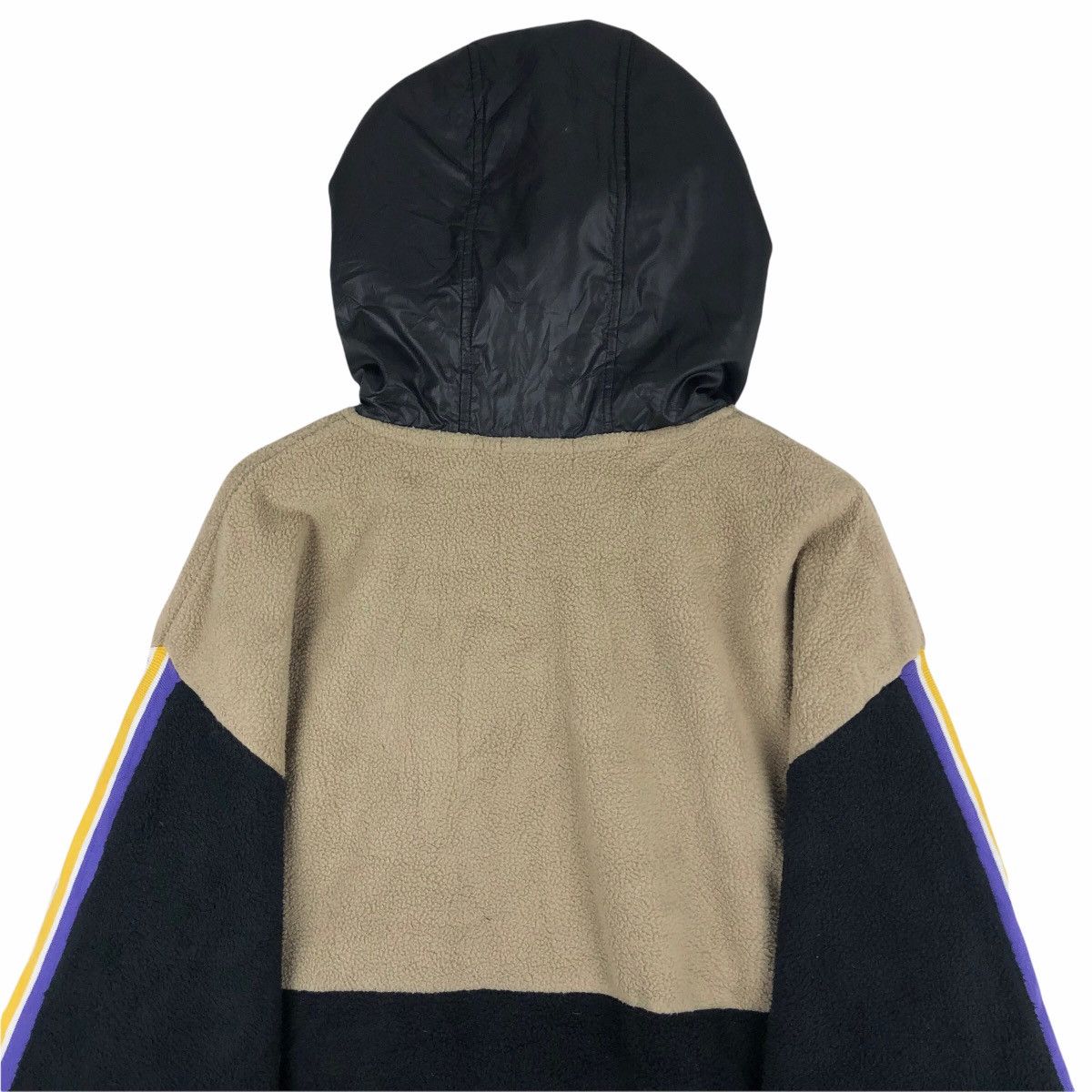 Airwalk Vintage Airwalk Fleece Hoodie Sweater Size US XL / EU 56 / 4 - 11 Thumbnail