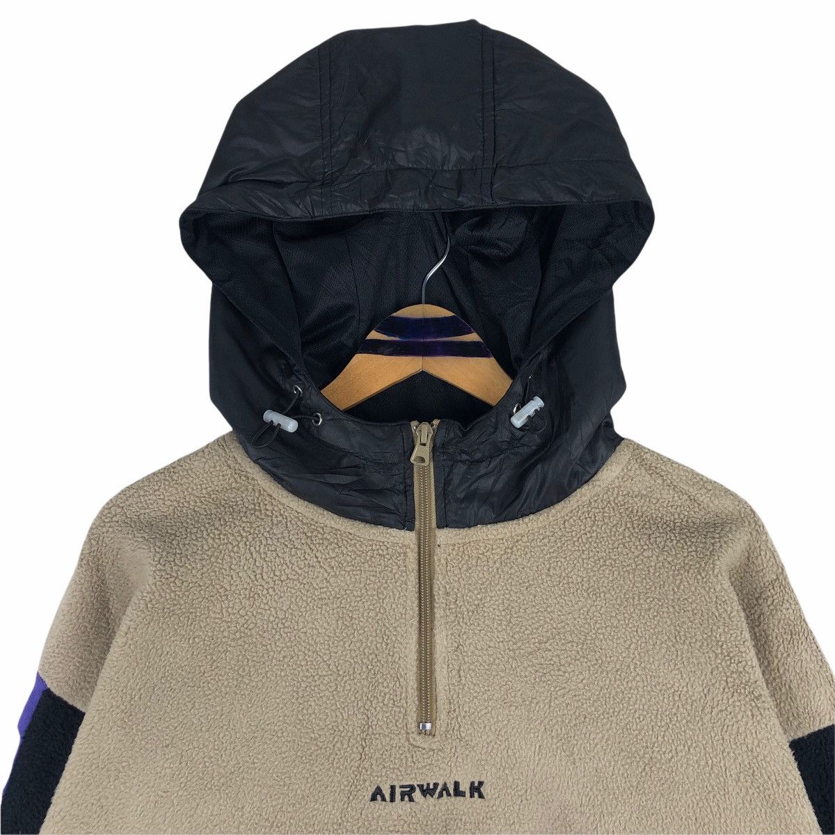 Airwalk Vintage Airwalk Fleece Hoodie Sweater Size US XL / EU 56 / 4 - 7 Thumbnail