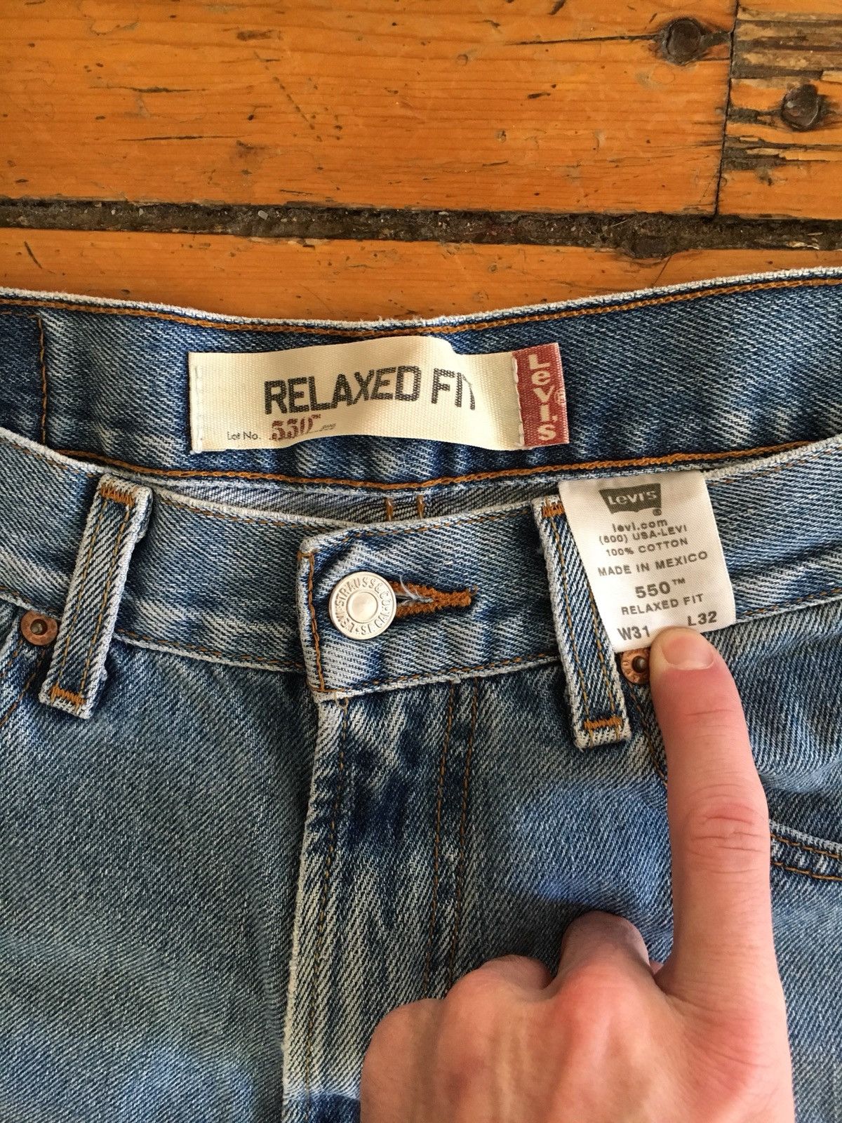 Levi's × Levi's Vintage Clothing × Vintage Vtg 90s 🔥 550 Jeans Tapered Stone Washed Size US 31 - 4 Thumbnail