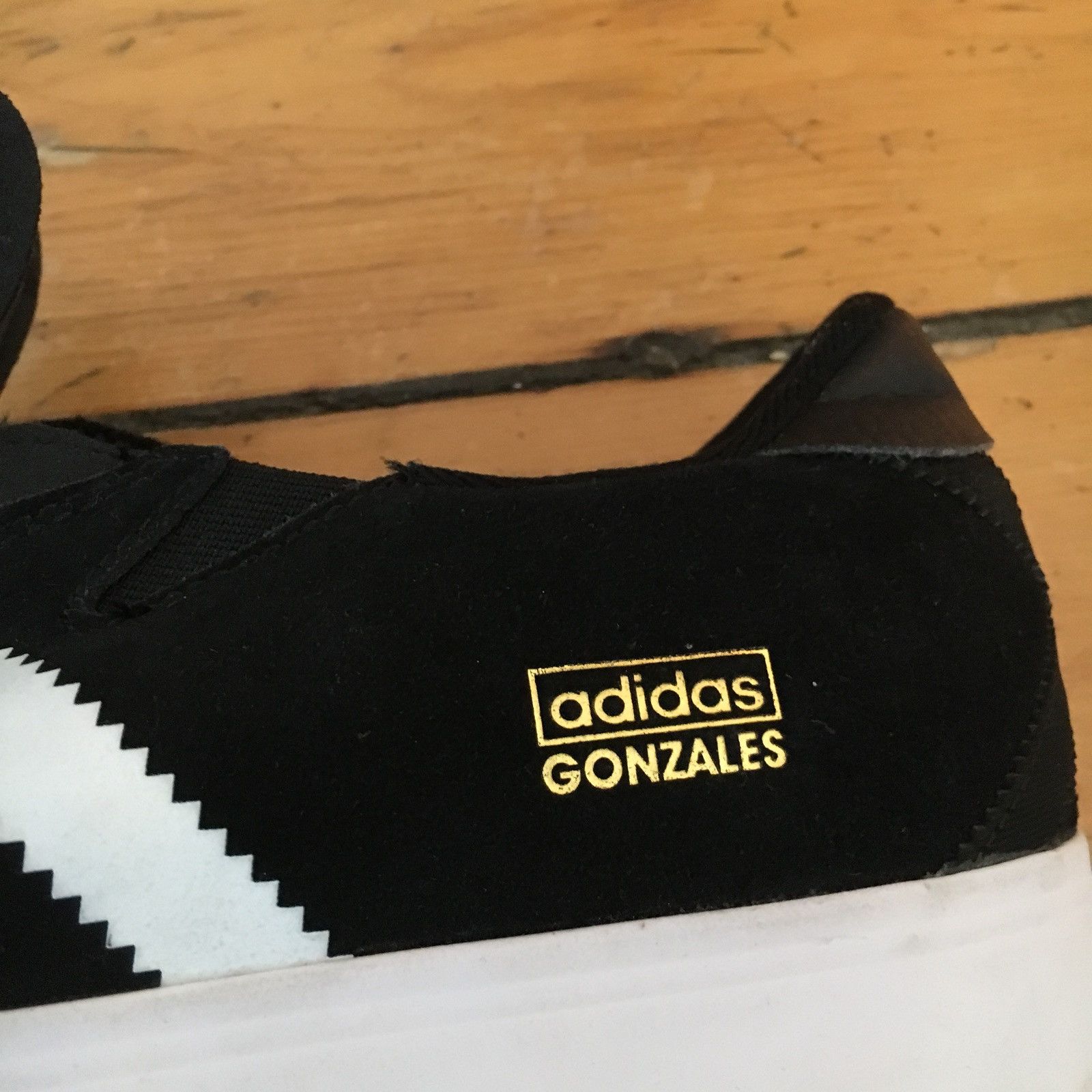 Adidas 🔥 VERY RARE NEW Mark Gonzales Skateboarding Size US 9 / EU 42 - 2 Thumbnail
