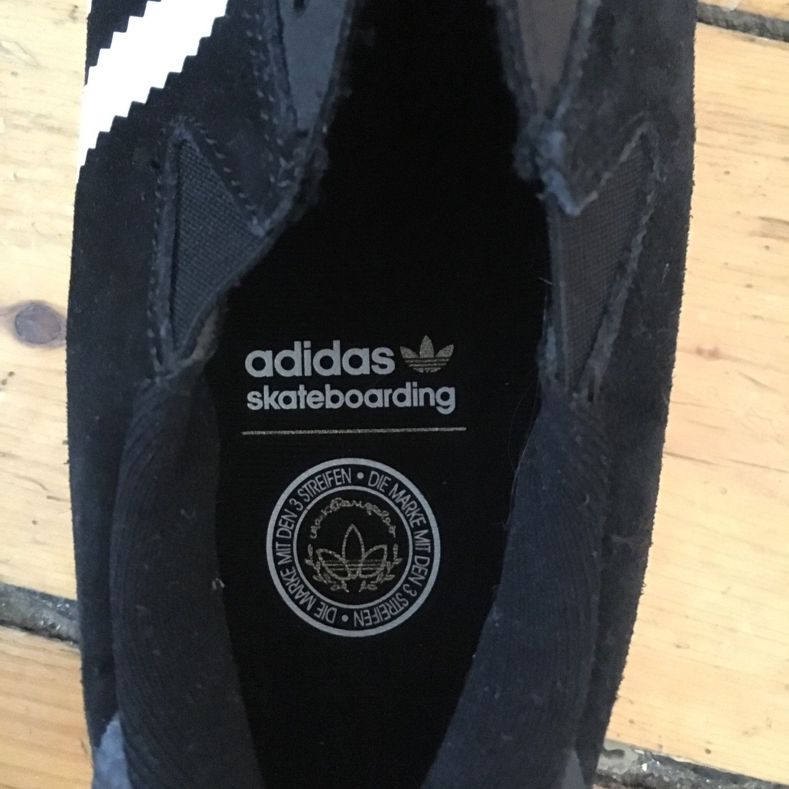 Adidas 🔥 VERY RARE NEW Mark Gonzales Skateboarding Size US 9 / EU 42 - 5 Thumbnail