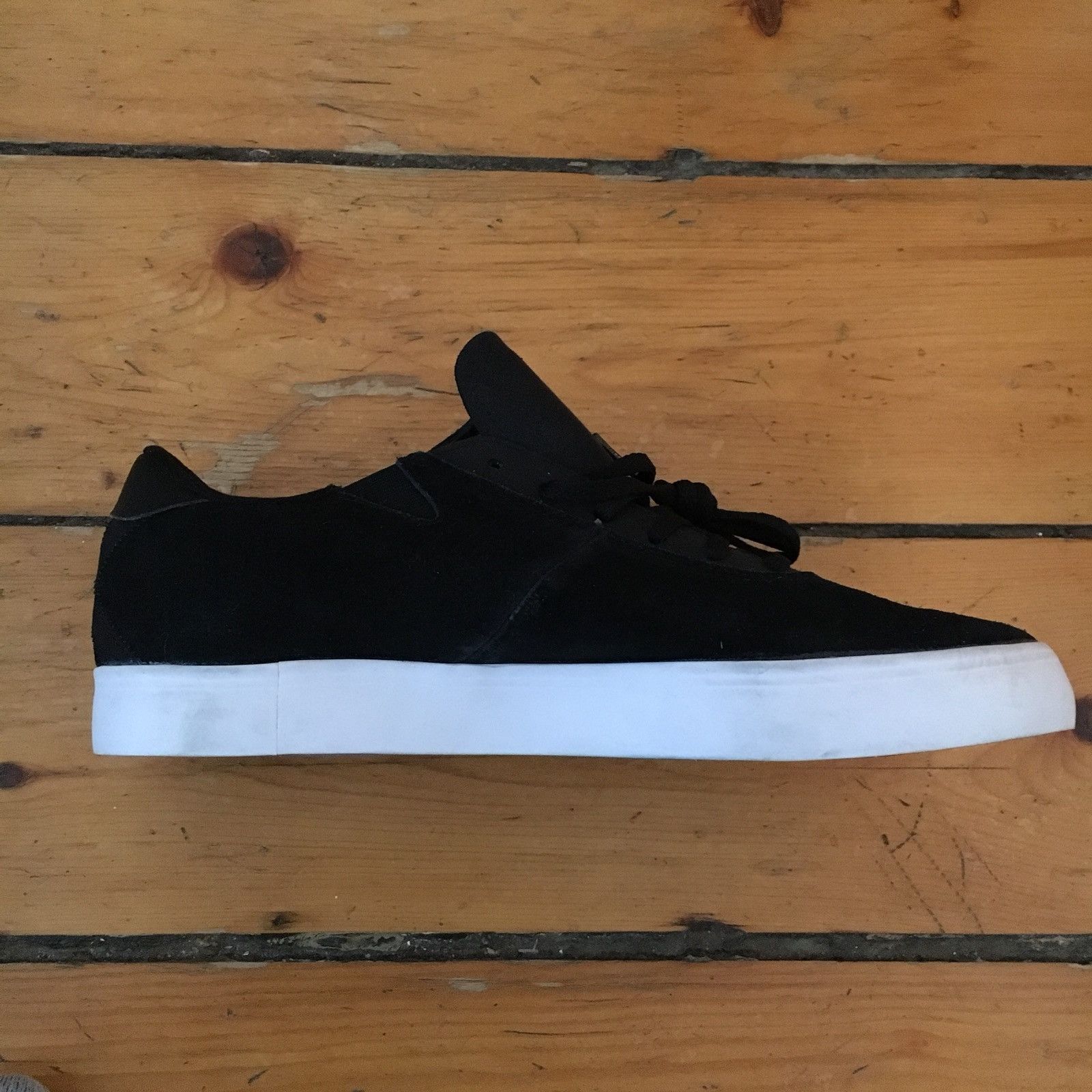 Adidas 🔥 VERY RARE NEW Mark Gonzales Skateboarding Size US 9 / EU 42 - 6 Thumbnail