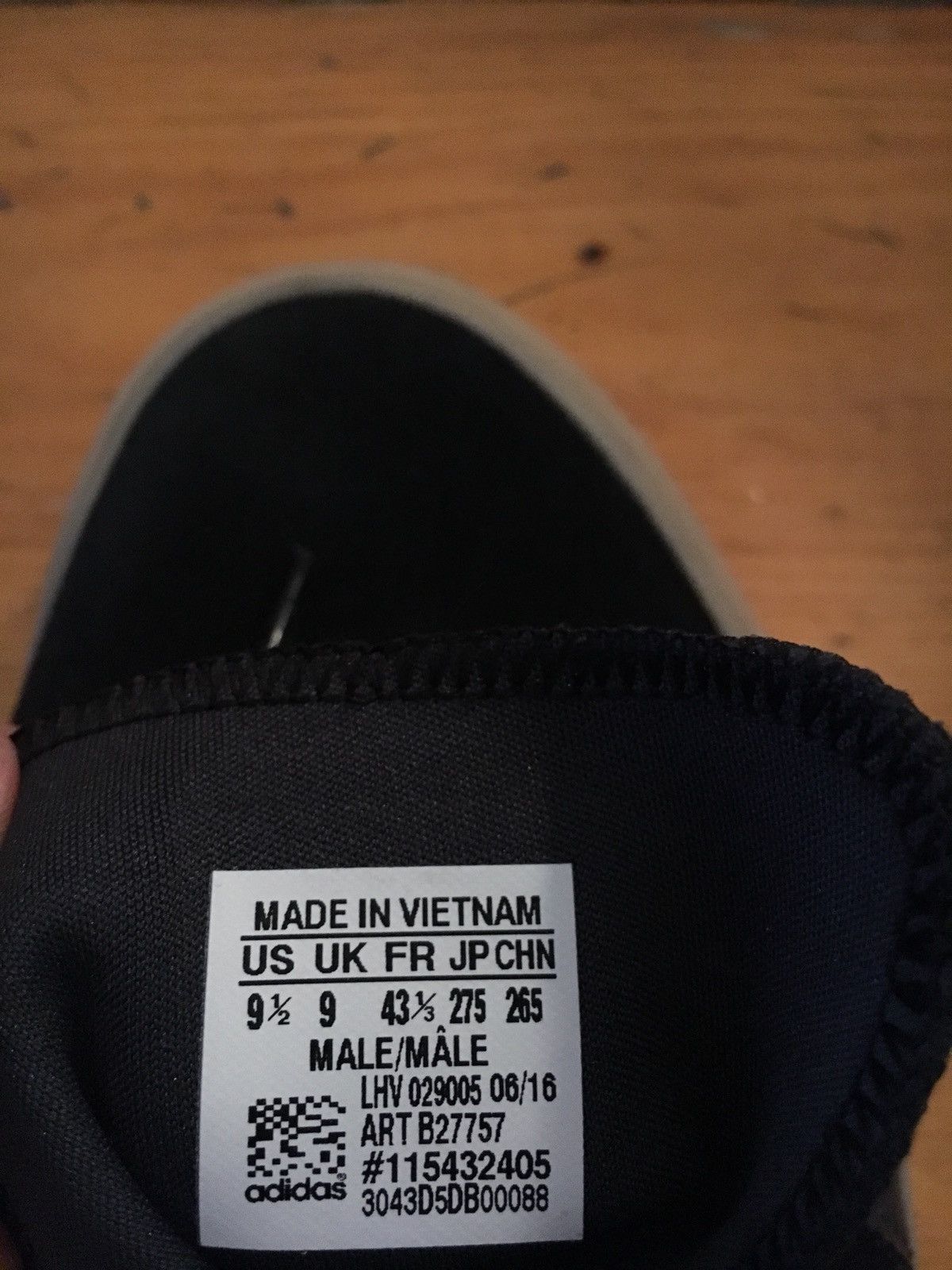 Adidas 🔥 Adi Ease Black Suede Size US 9.5 / EU 42-43 - 2 Thumbnail