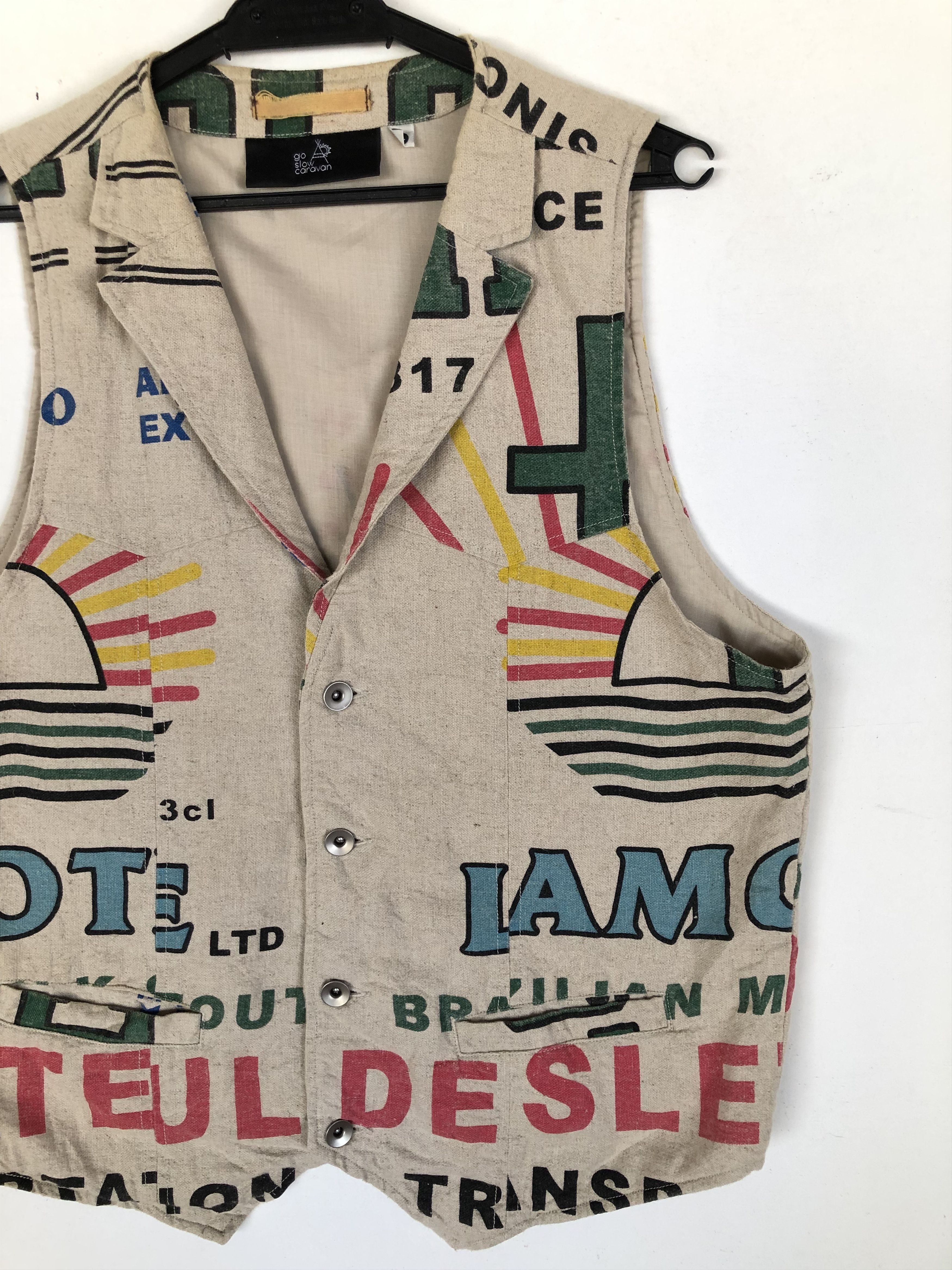 go slow caravan RARE🔥BRAZILIAN PRINT VEST Size US M / EU 48-50 / 2 - 3 Thumbnail