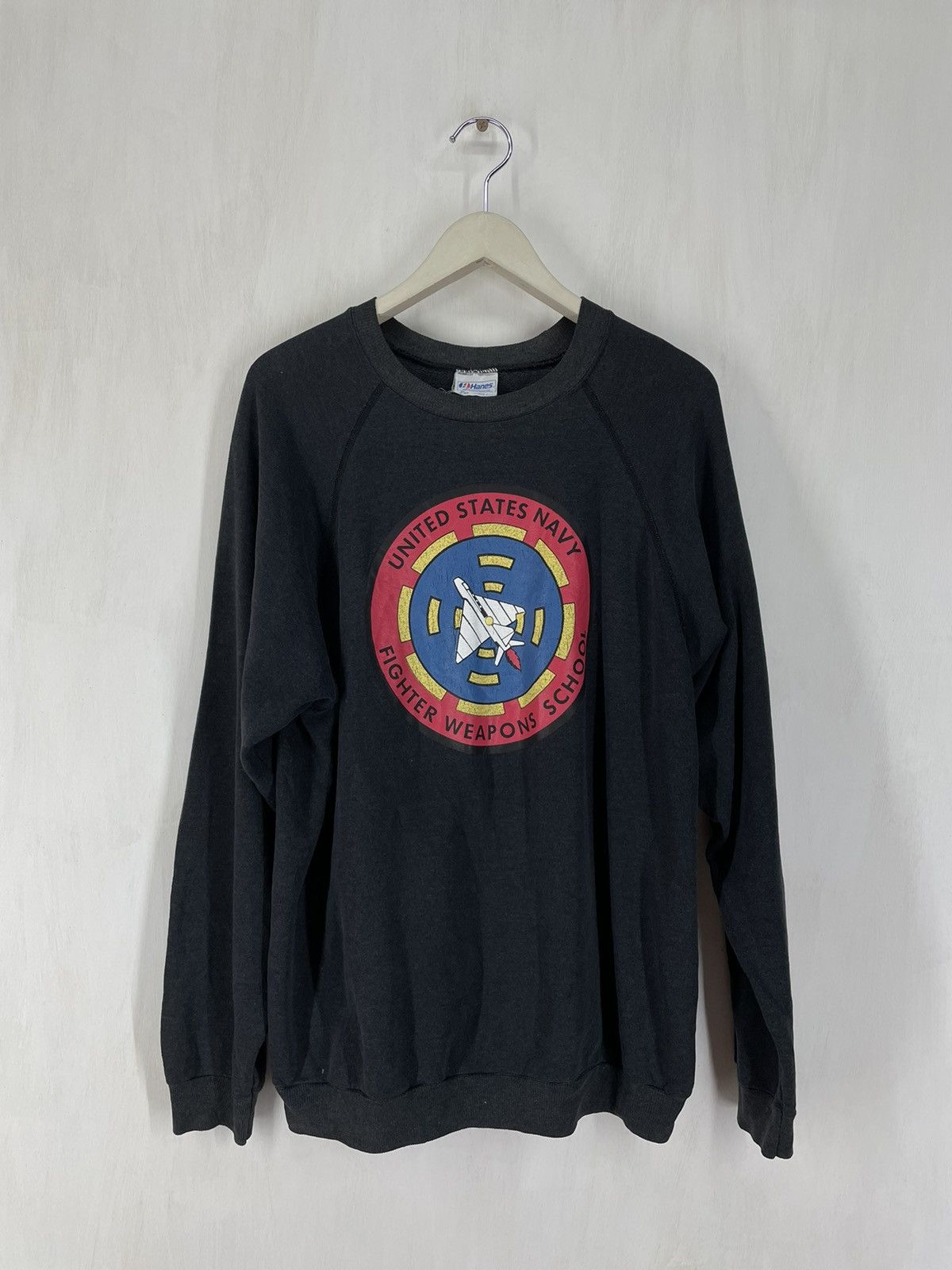Vintage Vtg 80s United States Navy Fighter Weapons School sweatshirt Size US XL / EU 56 / 4 - 1 Thumbnail