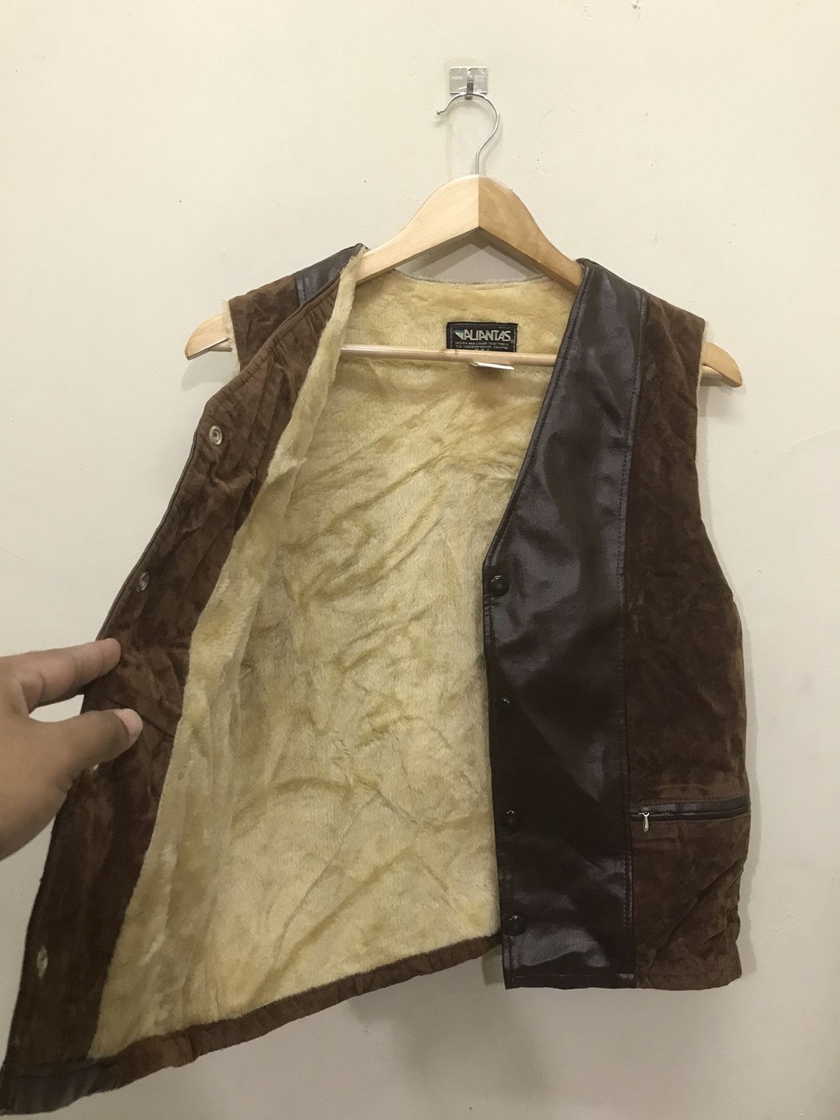 Leather × Vintage Aliantas Vest X Streetfashion Size US M / EU 48-50 / 2 - 5 Thumbnail