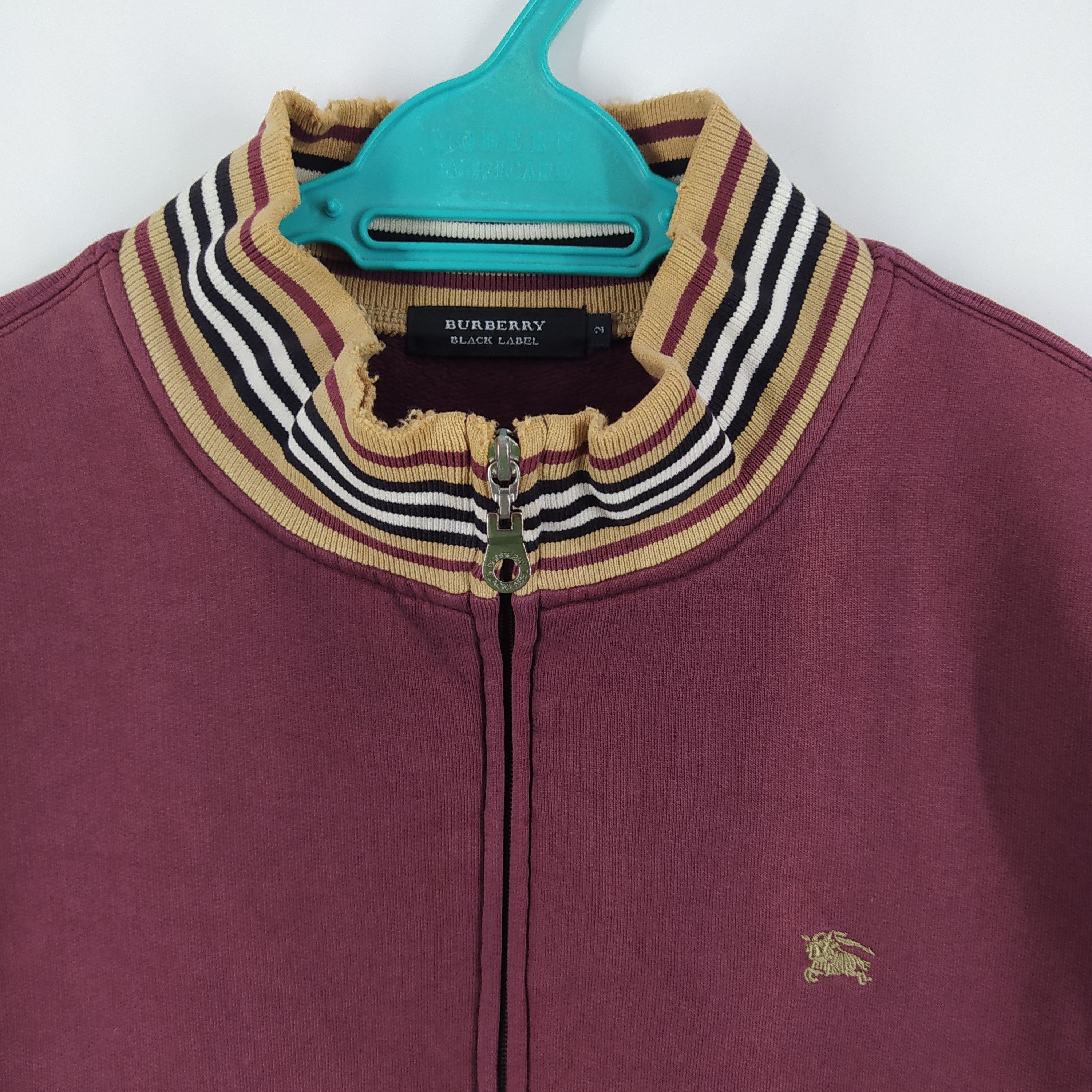 Burberry × Designer Burberry Black Label Maroon Fades Colour Zipper Distressed Size US S / EU 44-46 / 1 - 2 Thumbnail