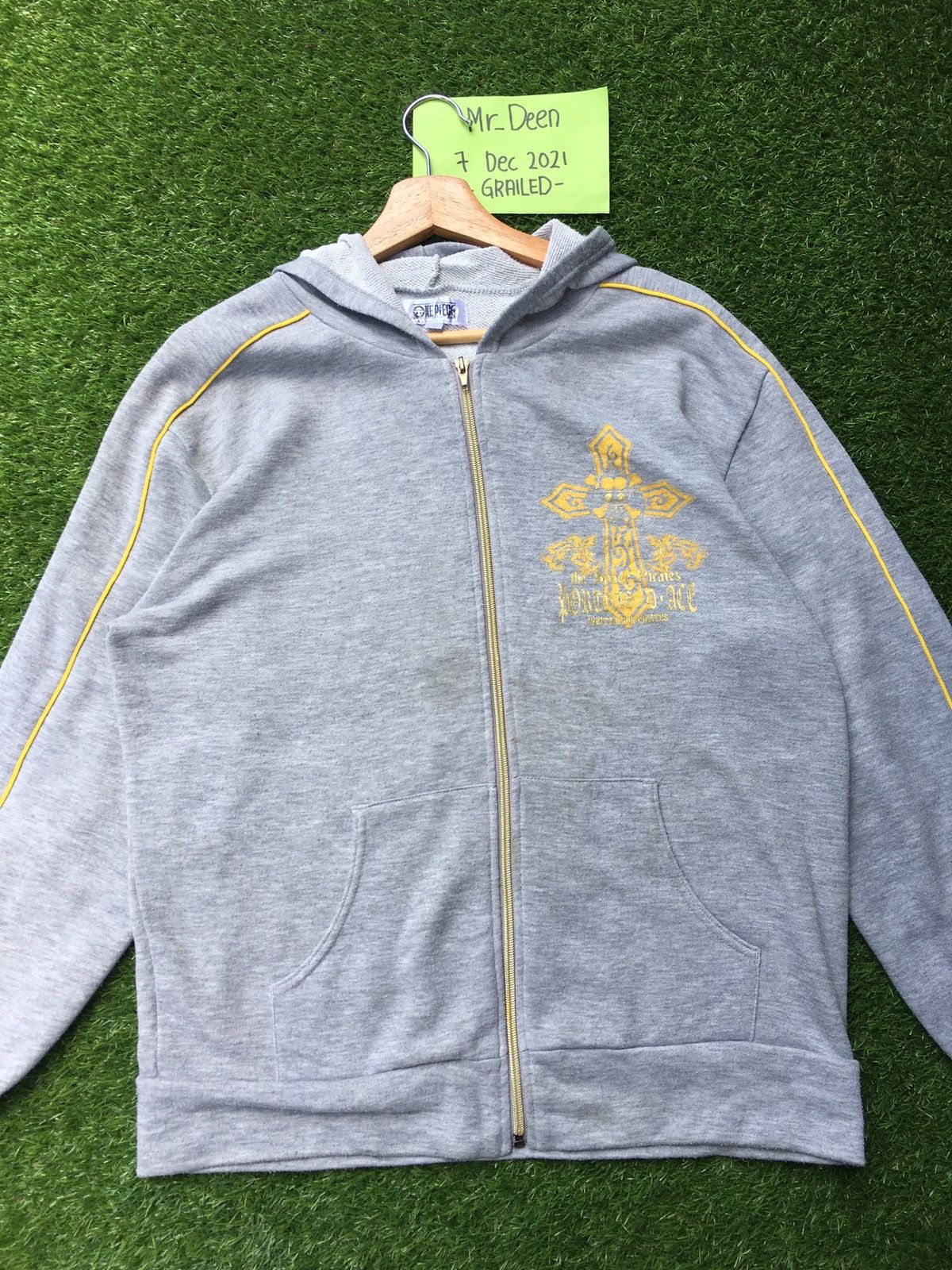 Anime Rare Vintage One Piece Printed Hoodie Size US L / EU 52-54 / 3 - 9 Thumbnail