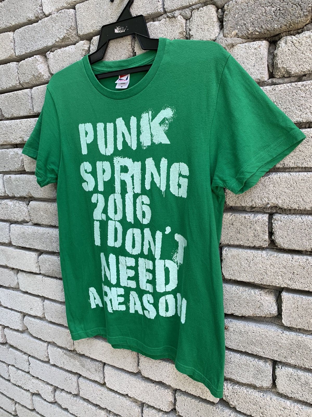 Band Tees Punk Spring 2016 I Don't Need A Reason T Shirt Size US M / EU 48-50 / 2 - 6 Thumbnail