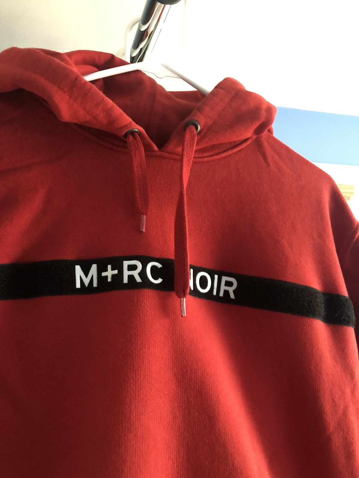 代引き人気 M+RC M+RC NOIR M+RC VELCRO NOIR HOODIE RED Latest メンズ