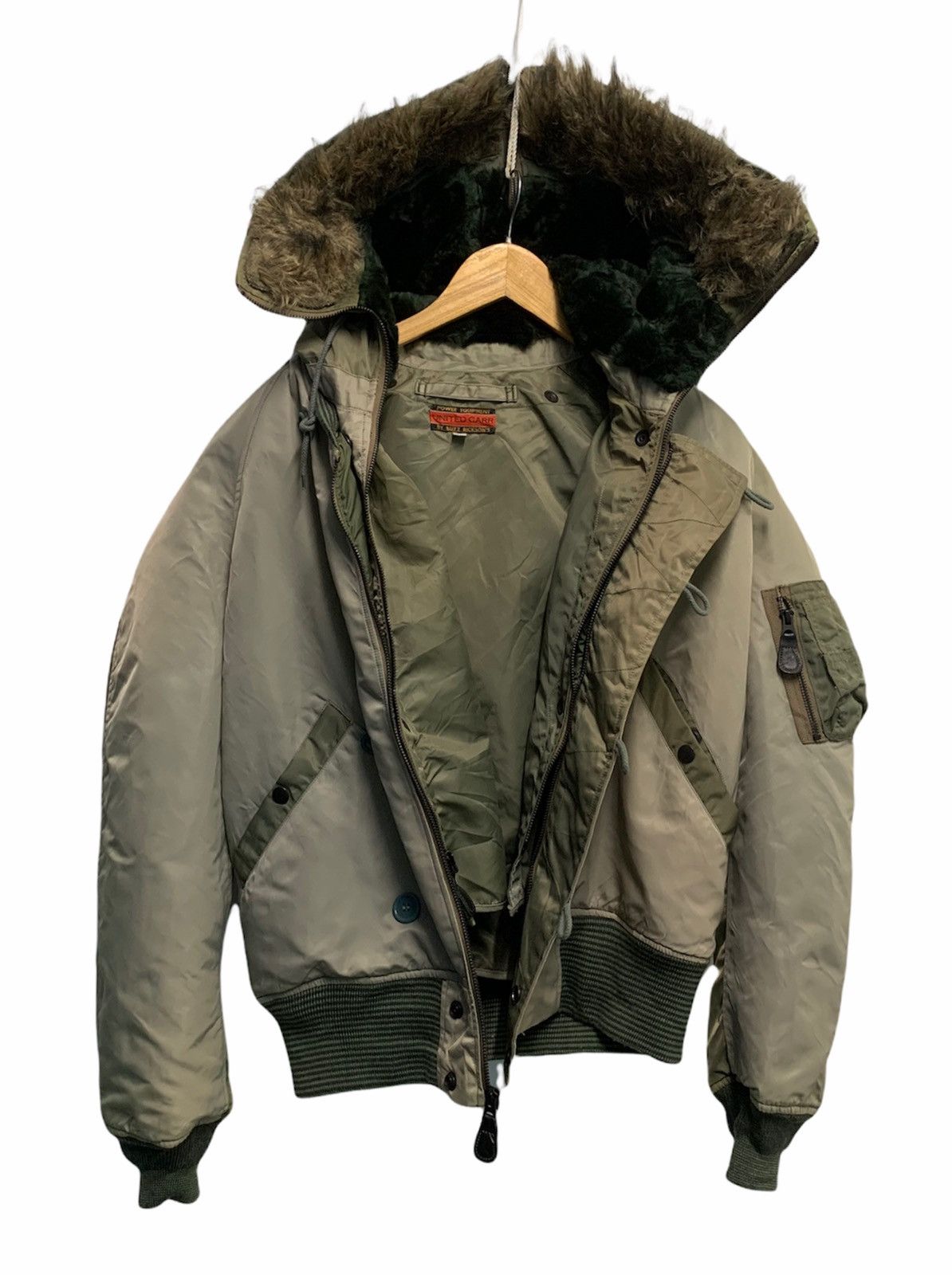 Buzz Rickson's × Toyo Enterprises 🇯🇵 80’s Flying MA-1 Bomber Jacket Size US M / EU 48-50 / 2 - 7 Thumbnail