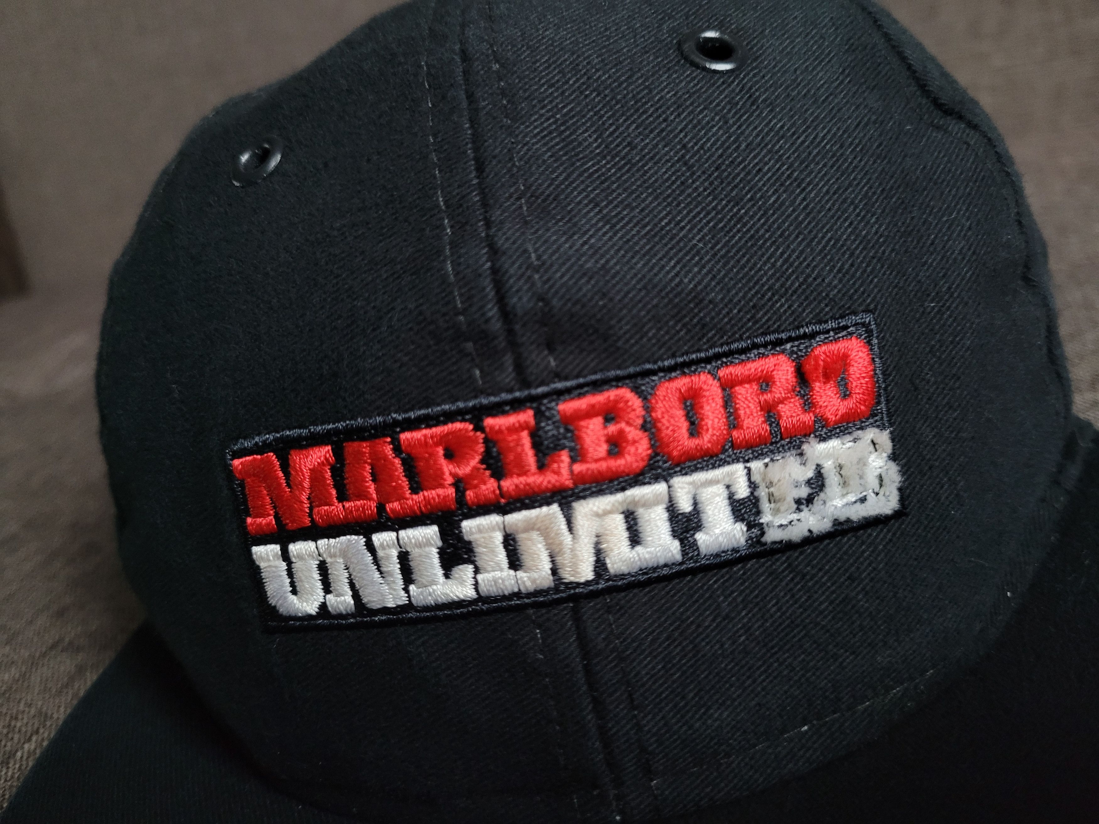 Marlboro Vuntage cap Marlboro ultimated Chester field 1995 snapback Size ONE SIZE - 2 Thumbnail