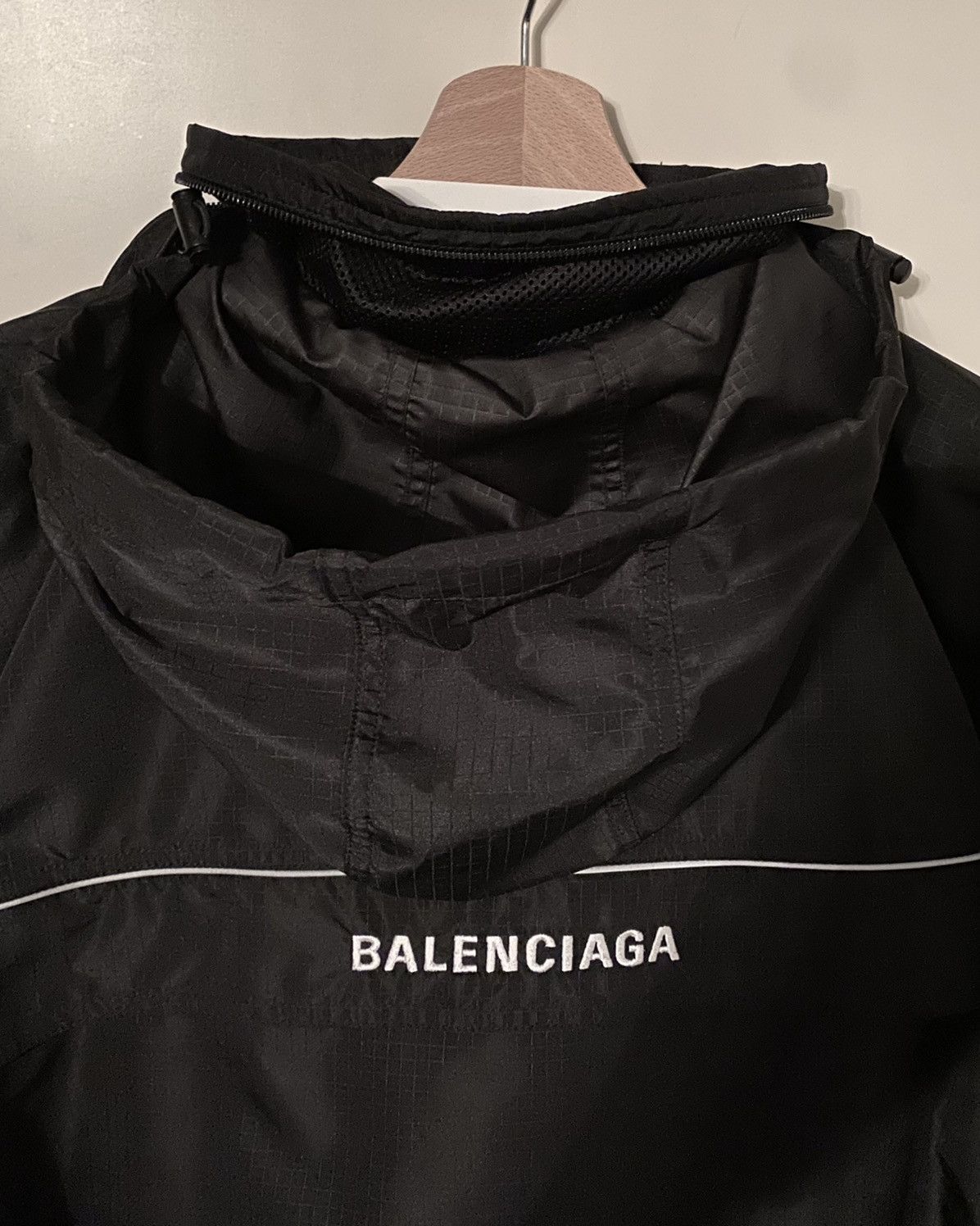 Balenciaga Balenciaga 80s Ripstop Logo Windbreaker Size US M / EU 48-50 / 2 - 5 Thumbnail