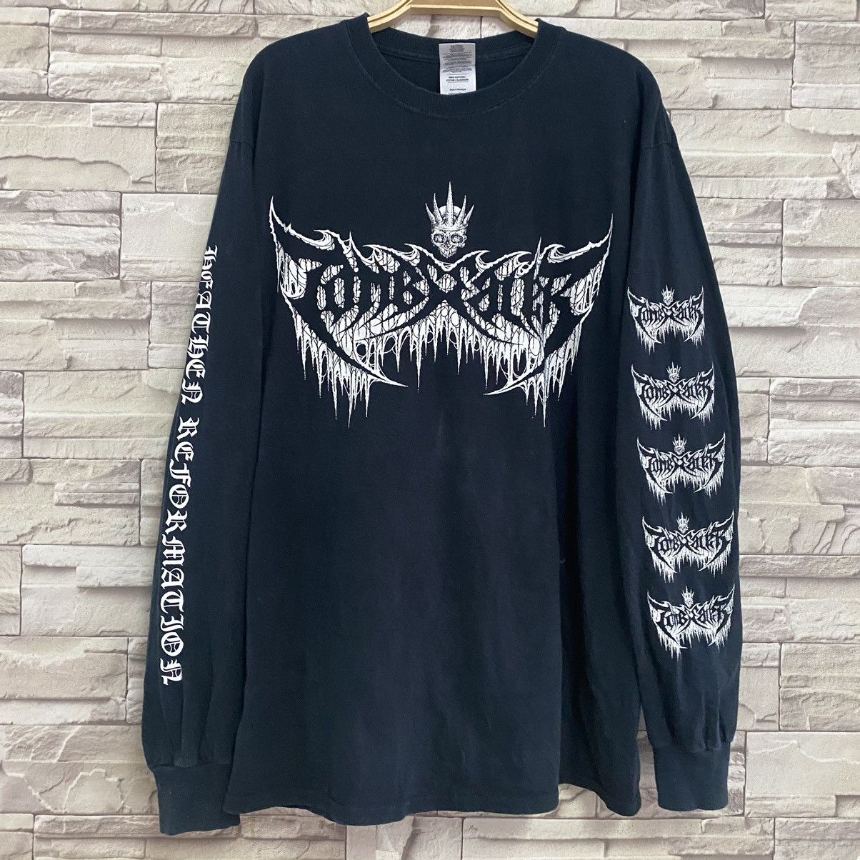 Band Tees Vintage TOMBSEALER Death Metal Shirt Heathen Reformation Size US M / EU 48-50 / 2 - 3 Thumbnail