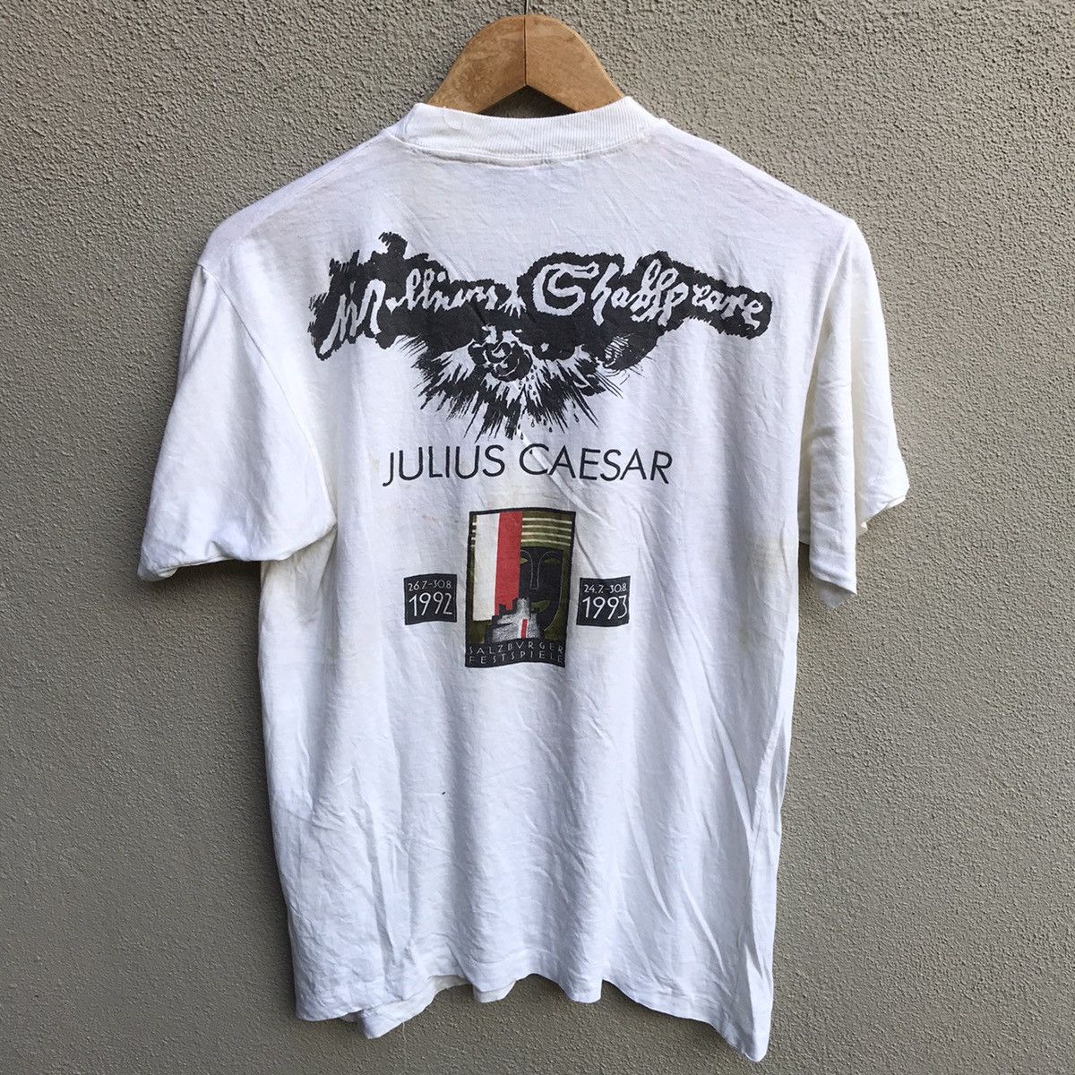 Arts & Science Vintage JULIUS CAESAR photo art tee Size US M / EU 48-50 / 2 - 3 Thumbnail