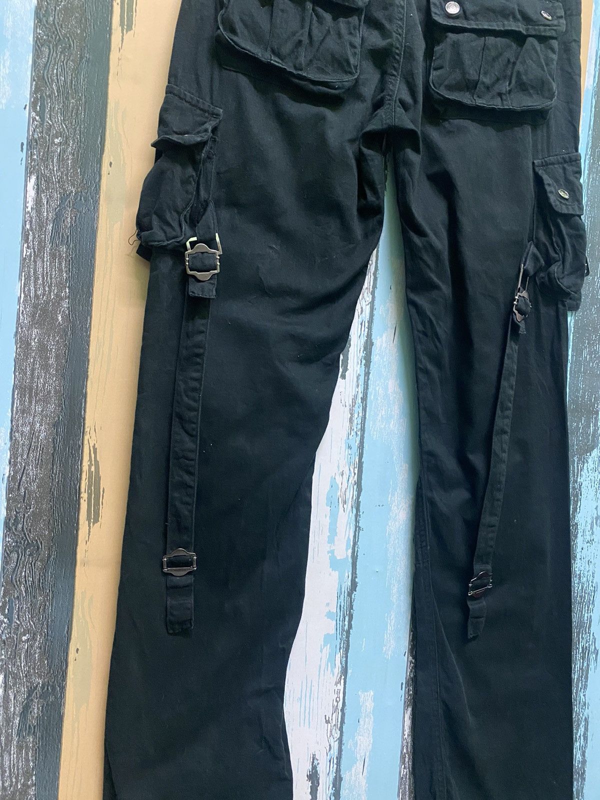 Japanese Brand Japanese Brand LowBox Bondage Multipocket Punk Cargo Pants Size US 30 / EU 46 - 11 Thumbnail
