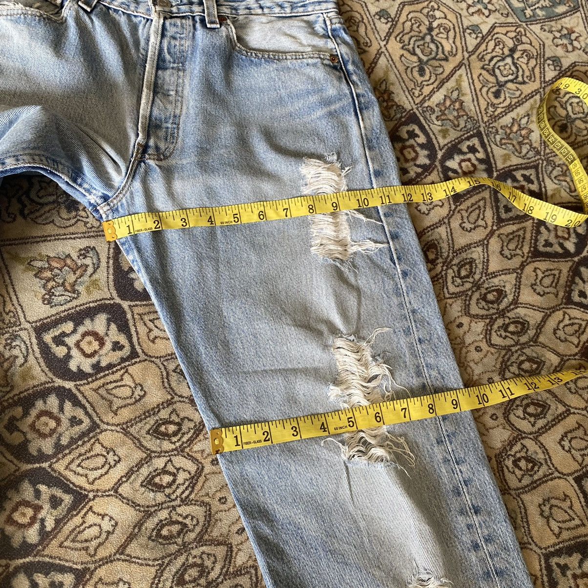 Levi's Vintage Levis 501 Distressed Lightwash Cropped Size US 30 / EU 46 - 20 Thumbnail