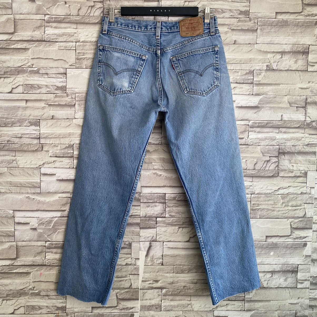 Levi's Vintage Levis 501 Distressed Lightwash Cropped Size US 30 / EU 46 - 11 Thumbnail