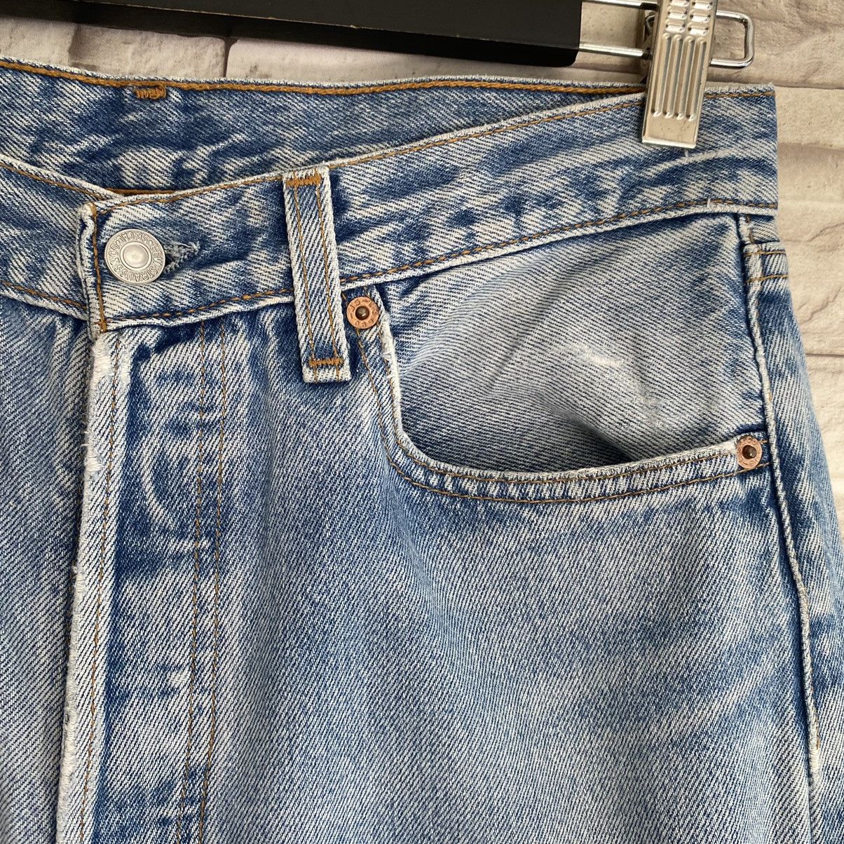 Levi's Vintage Levis 501 Distressed Lightwash Cropped Size US 30 / EU 46 - 10 Thumbnail