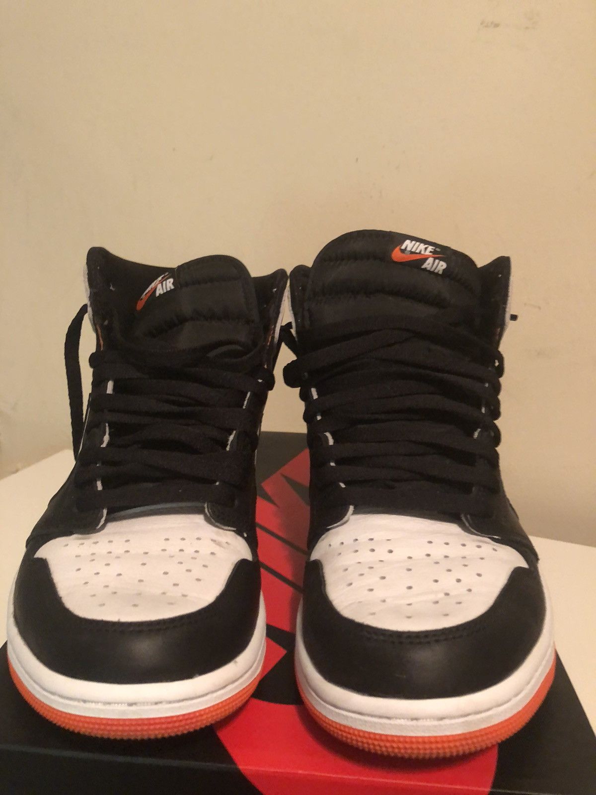 Jordan Brand Air Jordan 1 Electro Orange Size US 10.5 / EU 43-44 - 3 Thumbnail