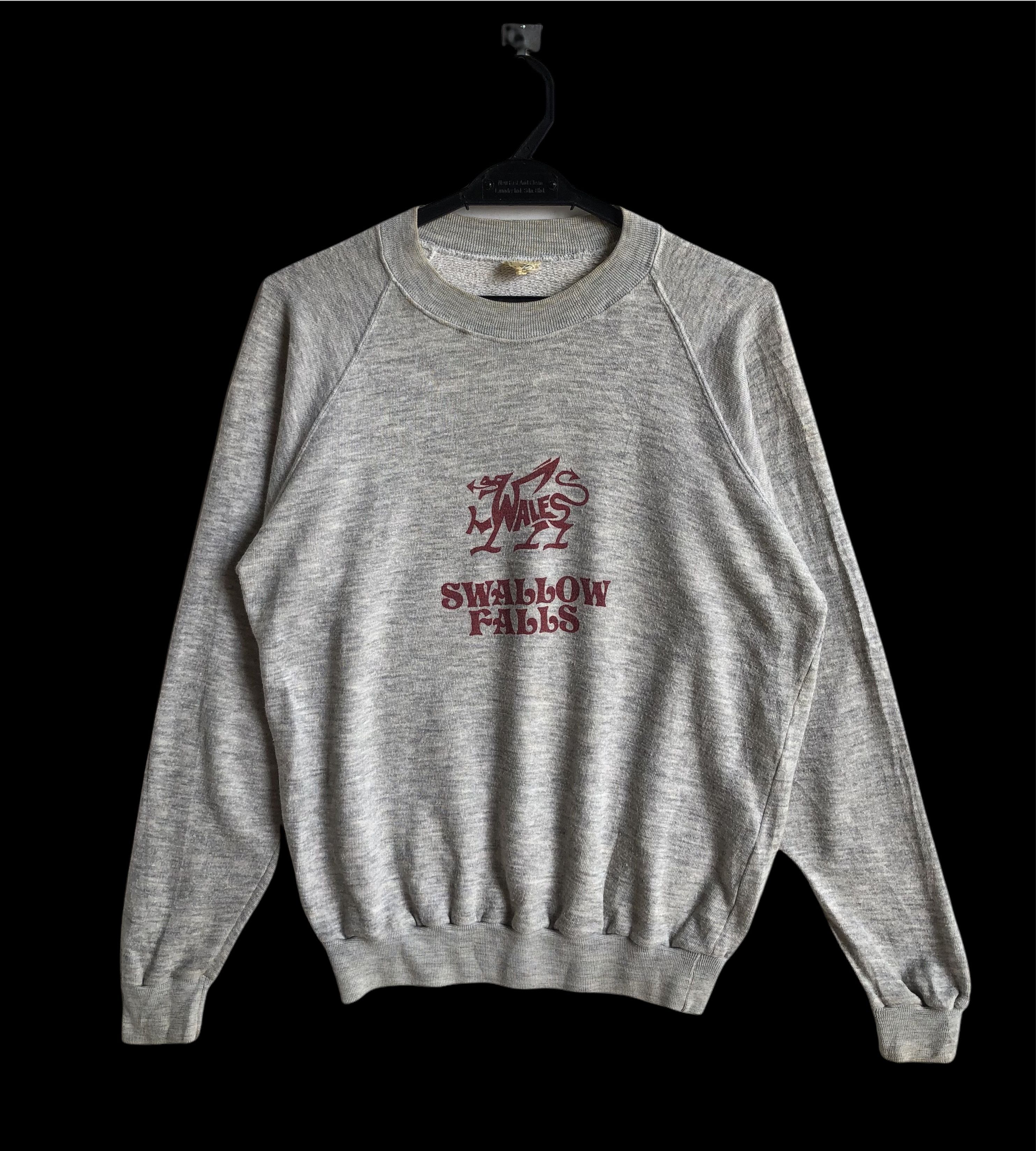 Vintage VINTAGE 80’S WALES SWALLOW FALLS MADE IN ENGLAND SWEATSHIRT Size US S / EU 44-46 / 1 - 1 Thumbnail