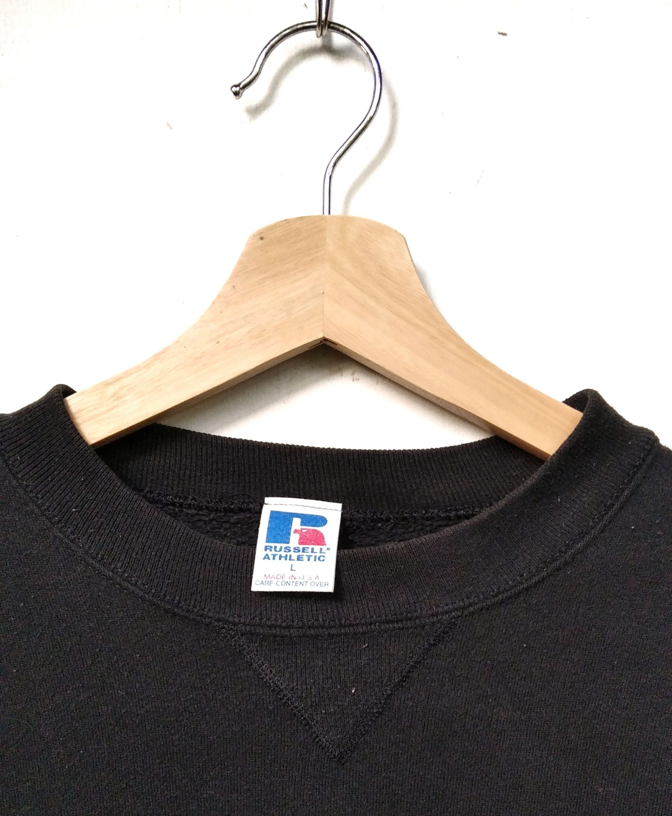 Russell Athletic Vintage Russel Athlentic Plain Black Sweatshirt Size US L / EU 52-54 / 3 - 2 Thumbnail