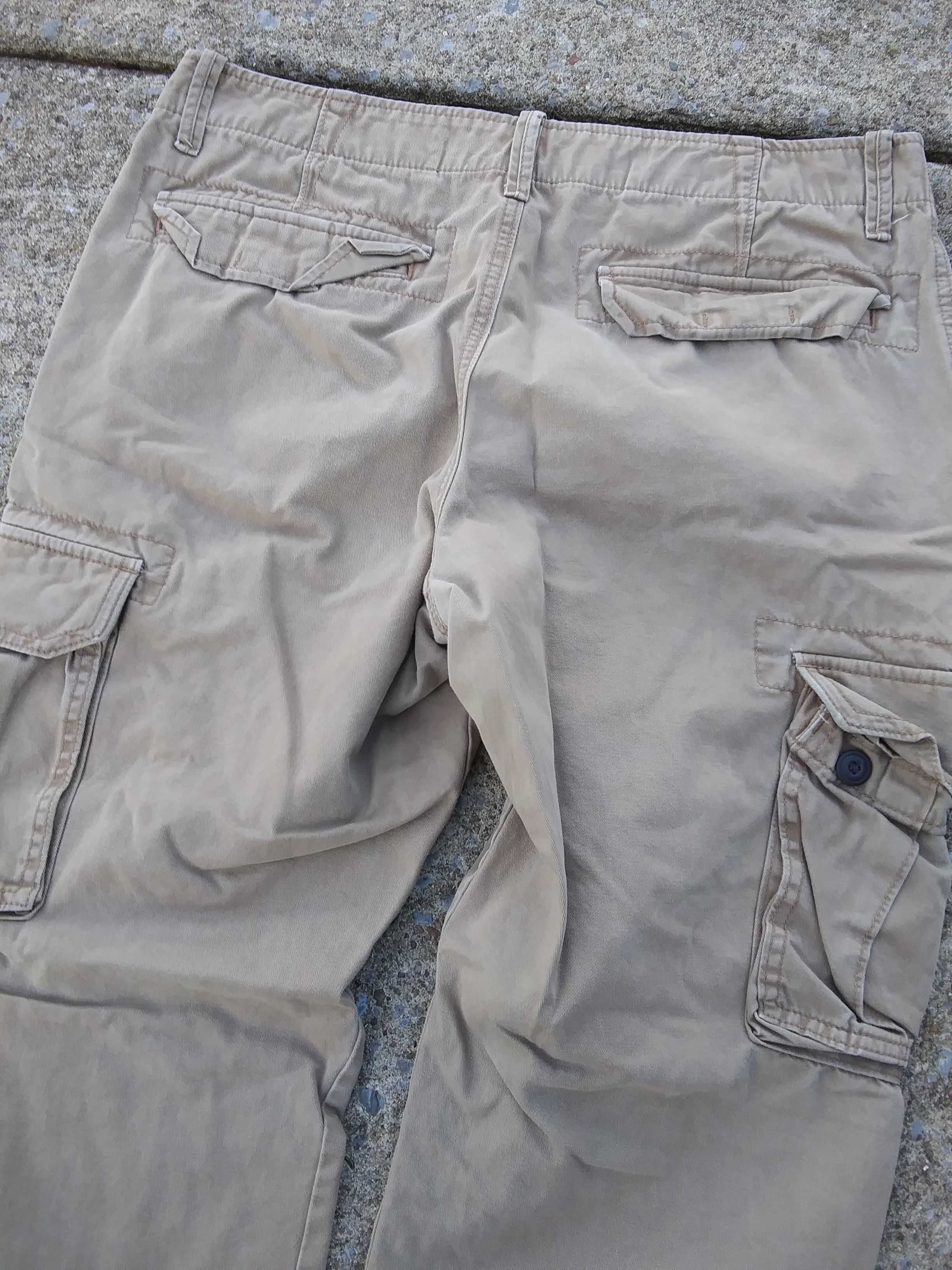 Old Navy Tan Cargo Pants 34x30 Size US 34 / EU 50 - 4 Thumbnail
