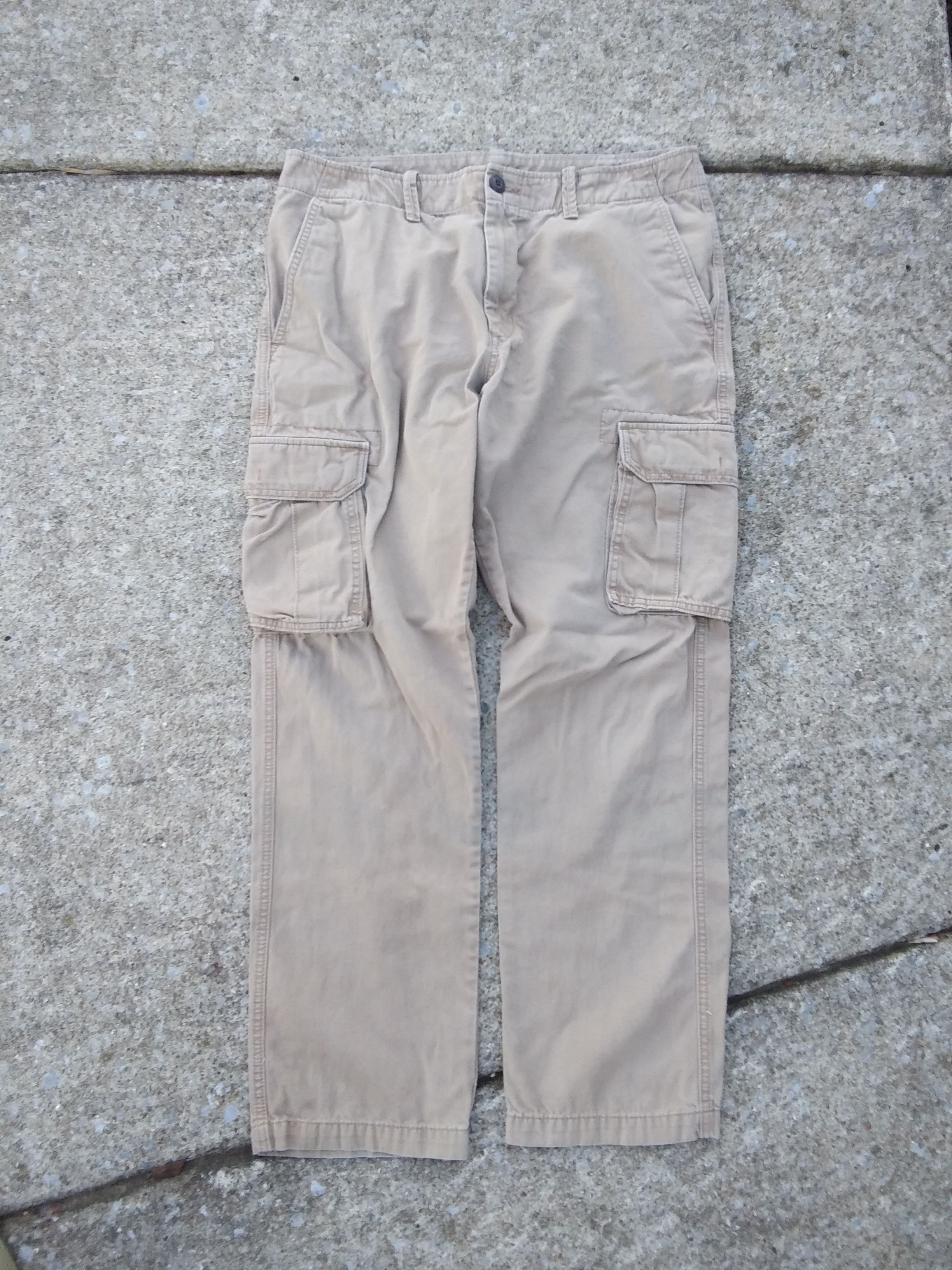 Old Navy Tan Cargo Pants 34x30 Size US 34 / EU 50 - 2 Thumbnail