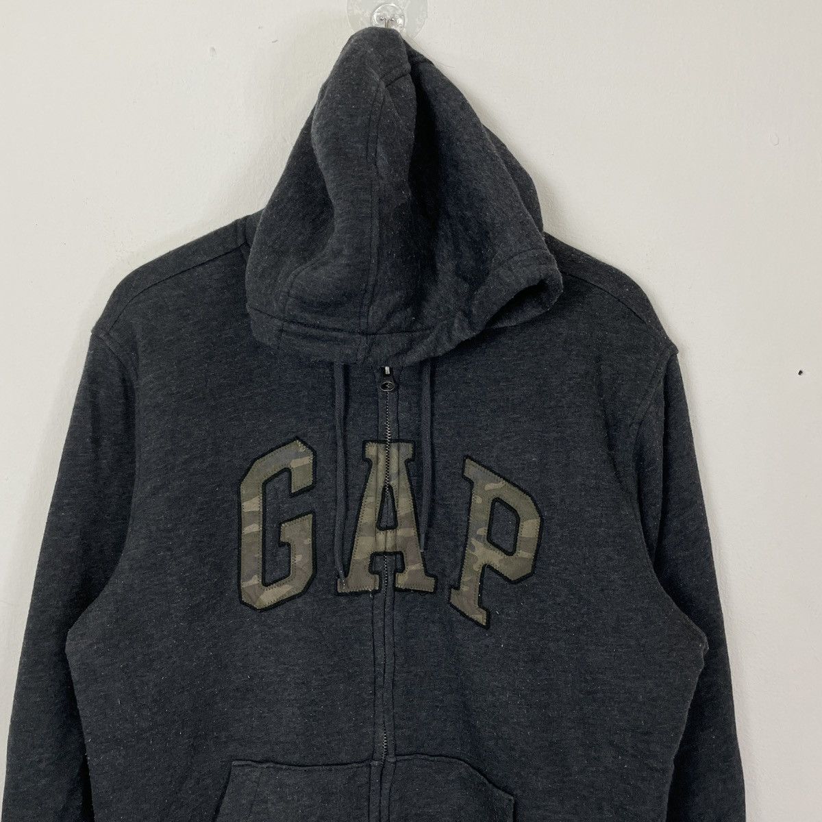 Gap Vintage Gap Spellout Camo Big Logo Hoodies Sweatshirt Size US L / EU 52-54 / 3 - 4 Thumbnail