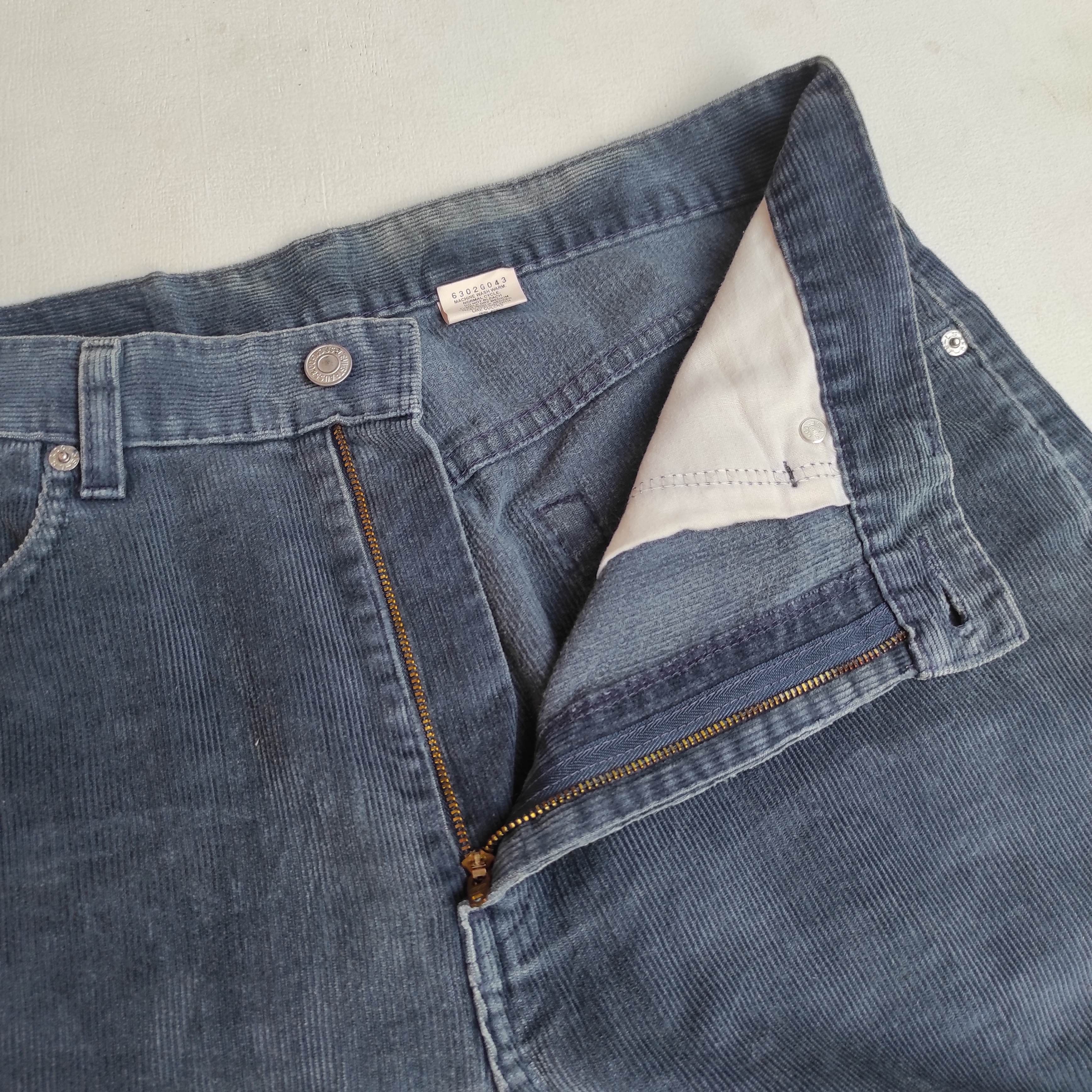 Levi's × Levi's Vintage Clothing × Vintage Vintage Levis 505 Corduroy pants Size US 33 - 5 Thumbnail