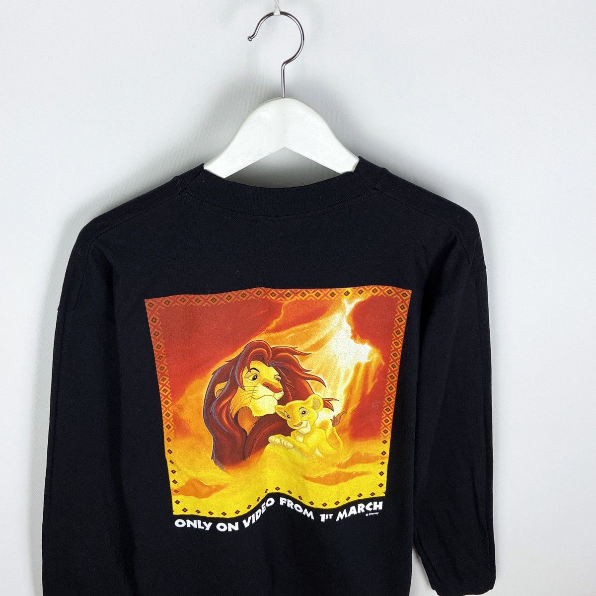 Disney Vintage 90s Lion King 2 Simba’s Pride promo rare longsleev Size US L / EU 52-54 / 3 - 8 Thumbnail