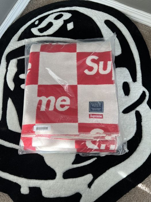 Supreme Supreme x Faribault Woolen Mill Checkerboard Wool Throw