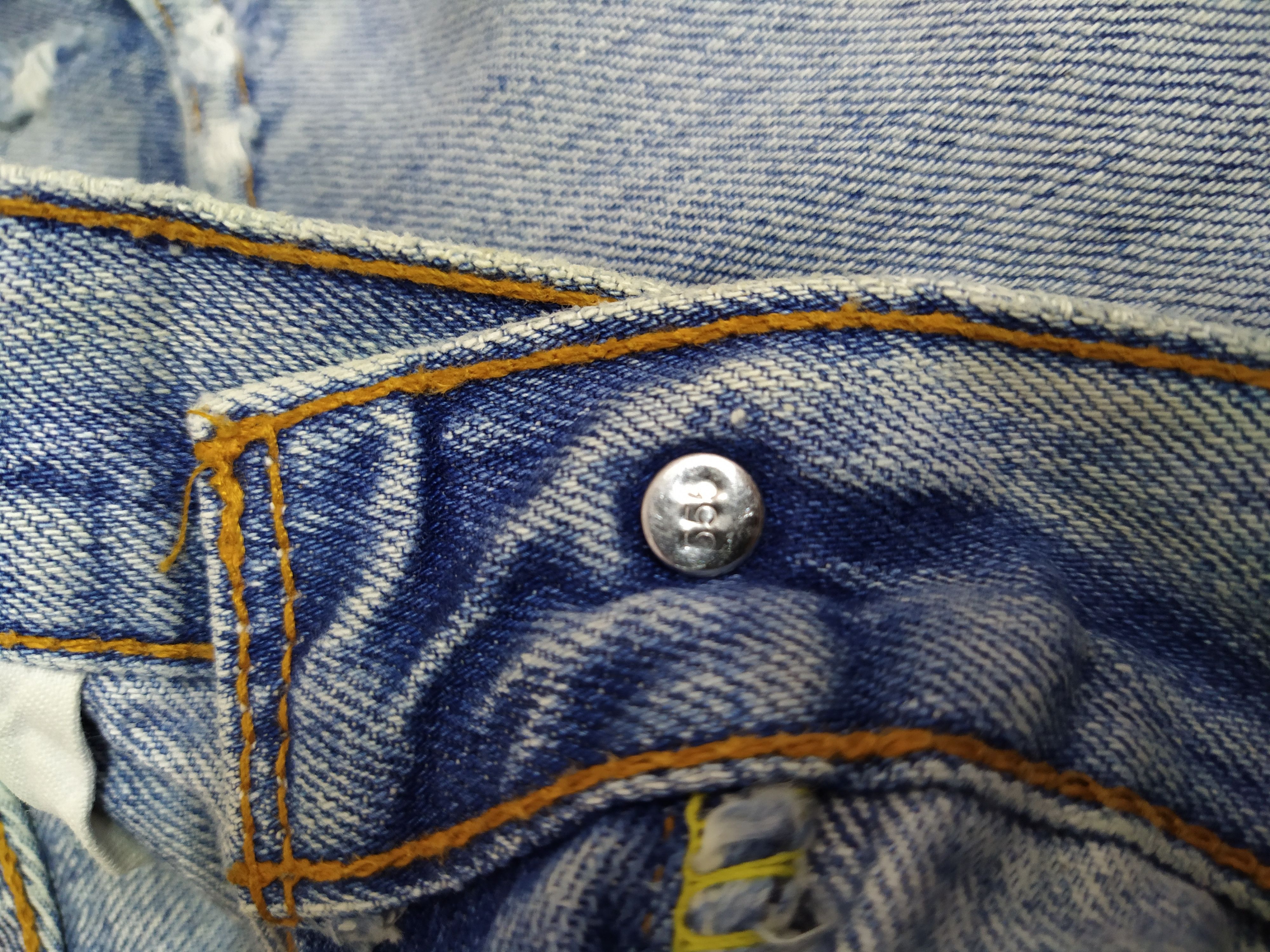 Levi's × Vintage 90s LEVIS 501 BIG E DENIM SELVEDGE 555 USA (B259) Size US 30 / EU 46 - 11 Thumbnail