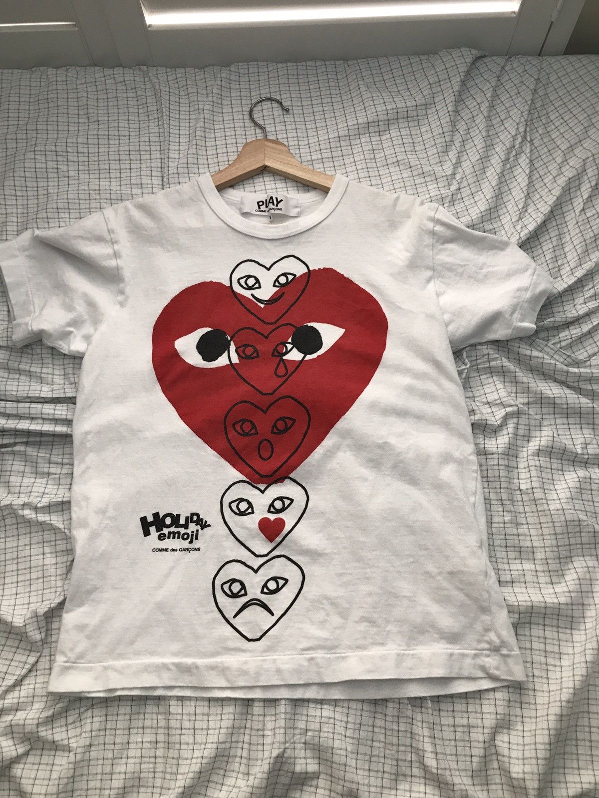 Comme des garcon emoji on sale