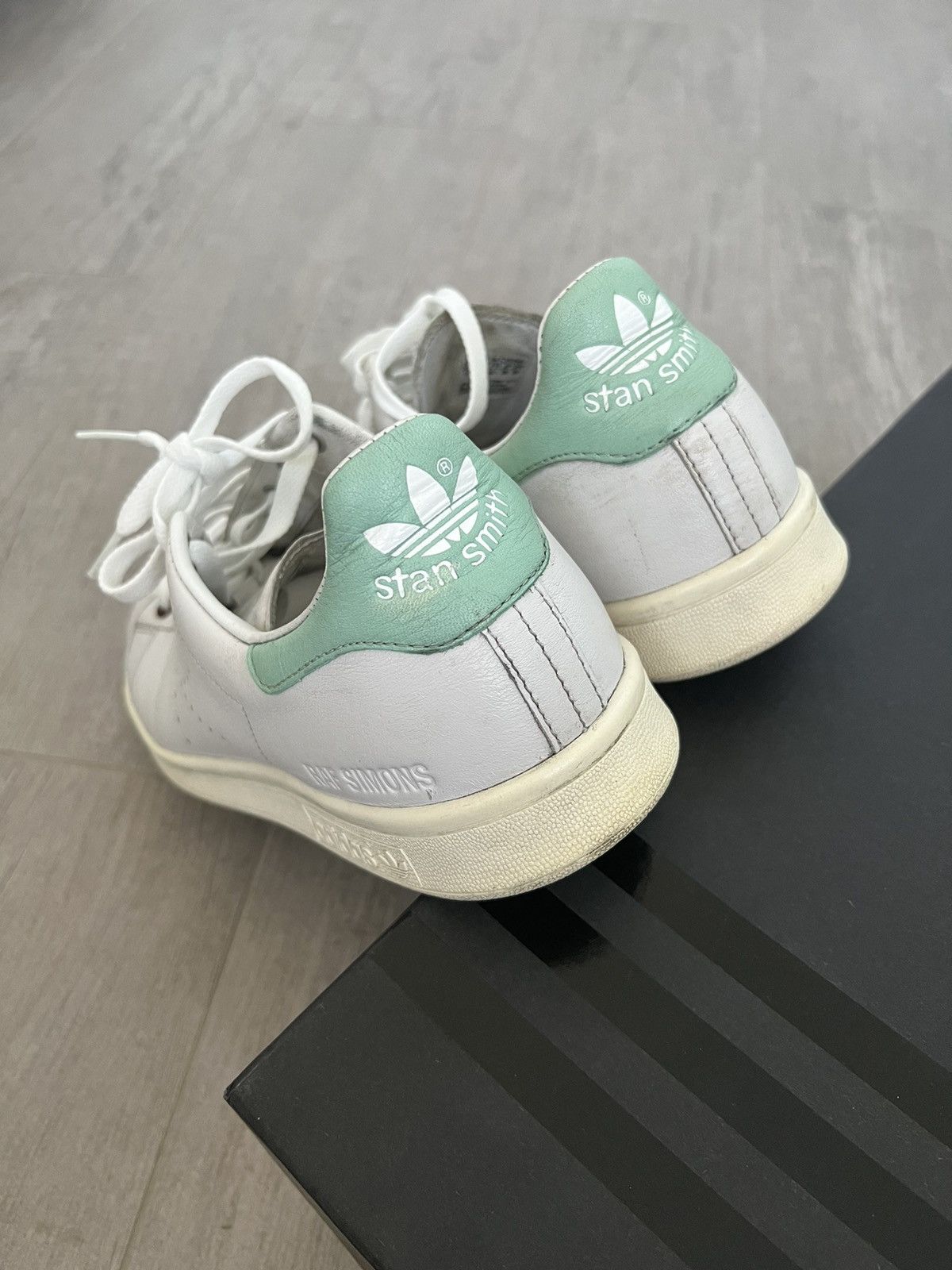 Adidas × Raf Simons Adidas Raf Simons Stan Smiths White / Mint Green - Size 11 Size US 11 / EU 44 - 7 Thumbnail