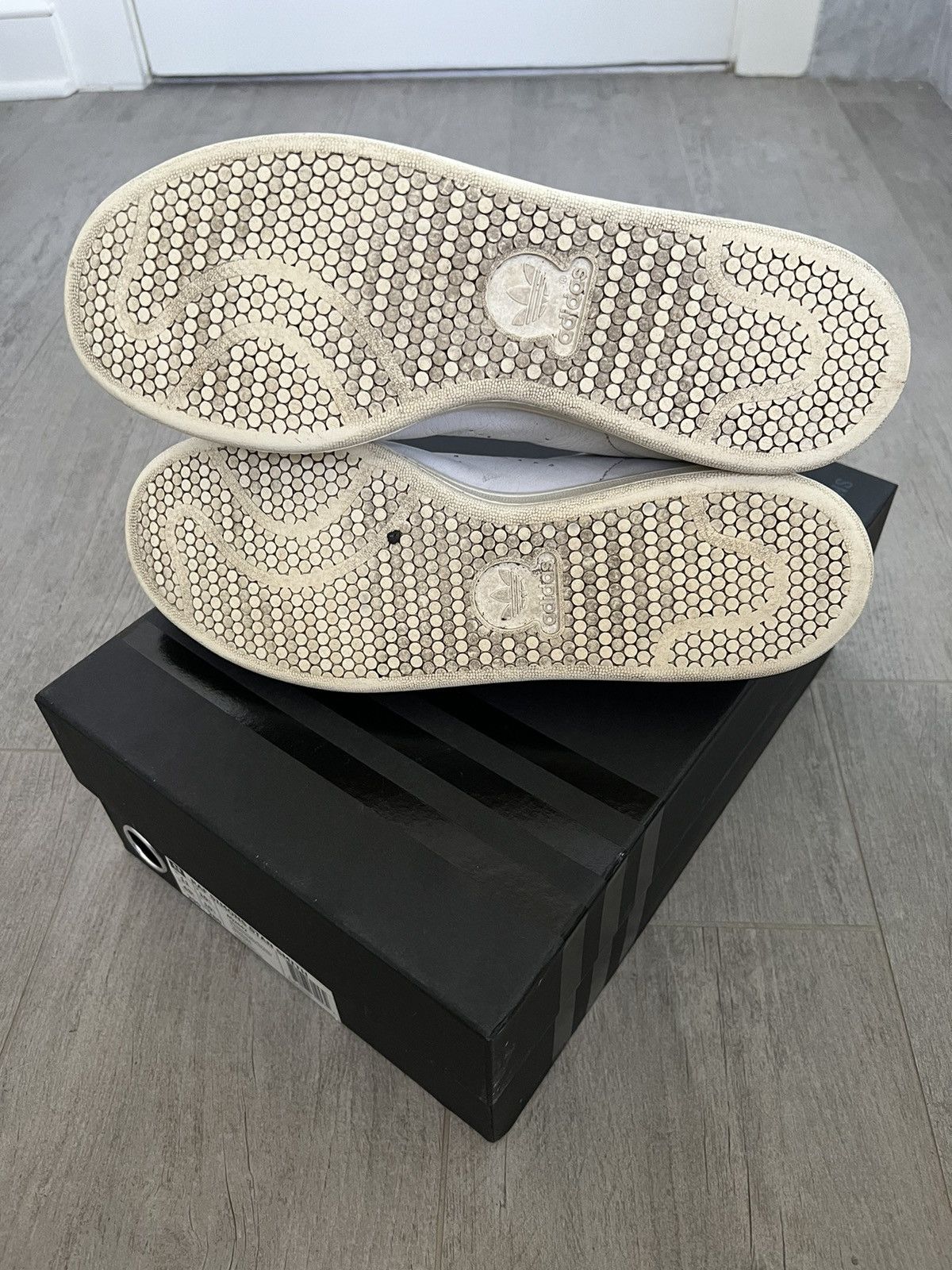 Adidas × Raf Simons Adidas Raf Simons Stan Smiths White / Mint Green - Size 11 Size US 11 / EU 44 - 8 Thumbnail