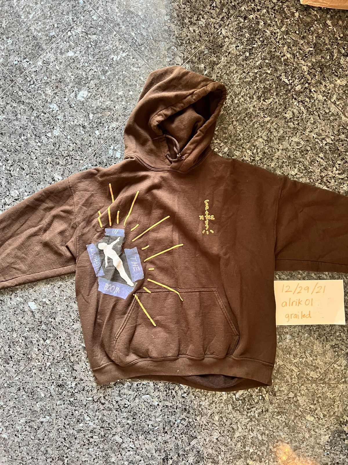 Travis offers Scott Highest In The room Brown Size Large