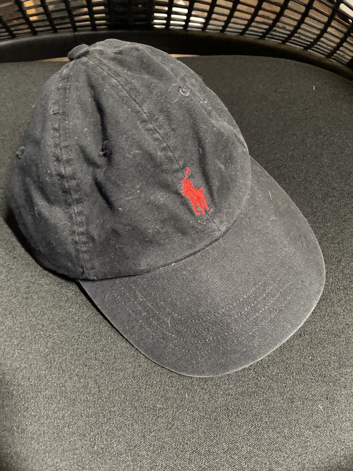 Red and black polo hat online