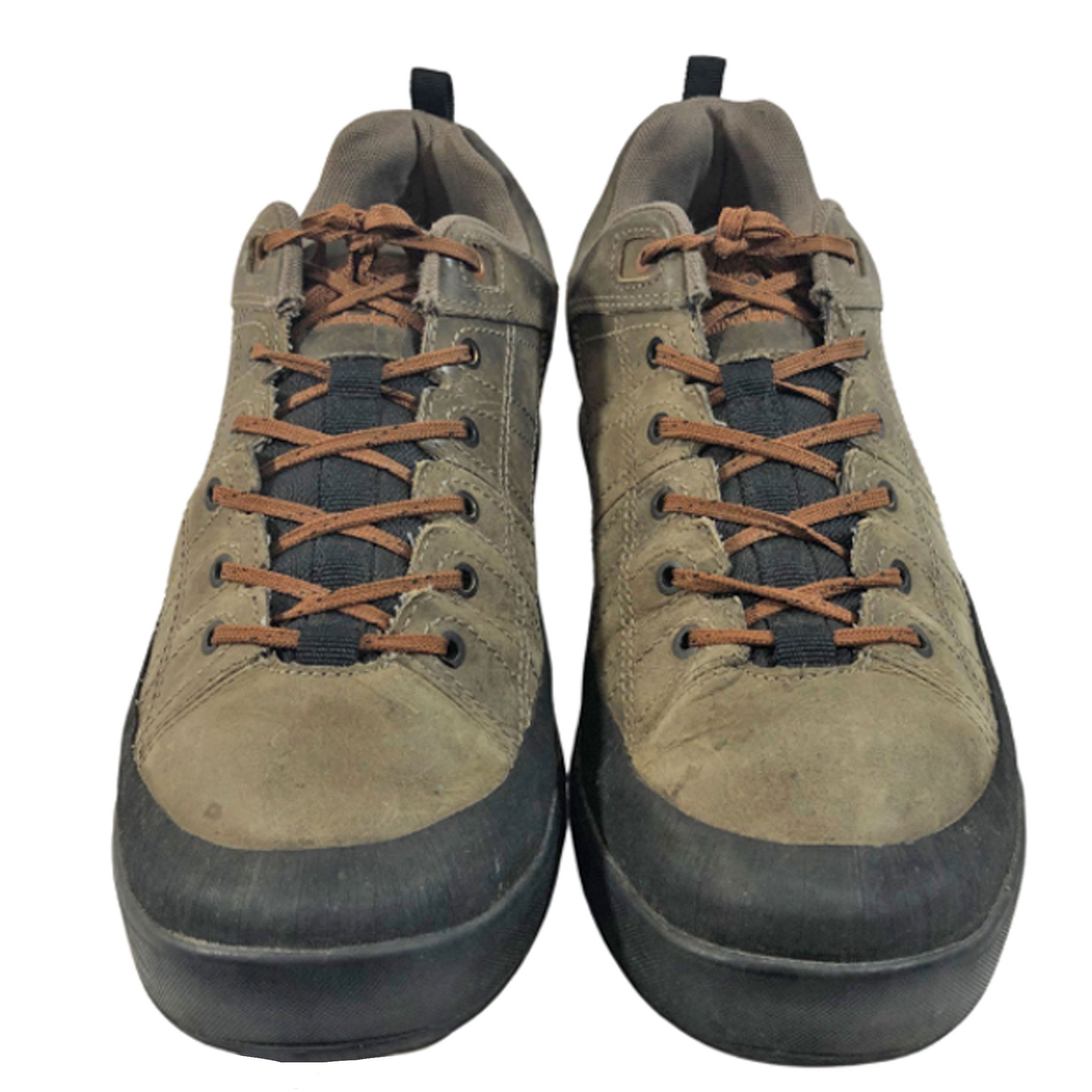 Timberland TIMBERLAND® Brown Low Top Brown Hiking Shoes Size 11.5 Size US 11.5 / EU 44-45 - 2 Preview