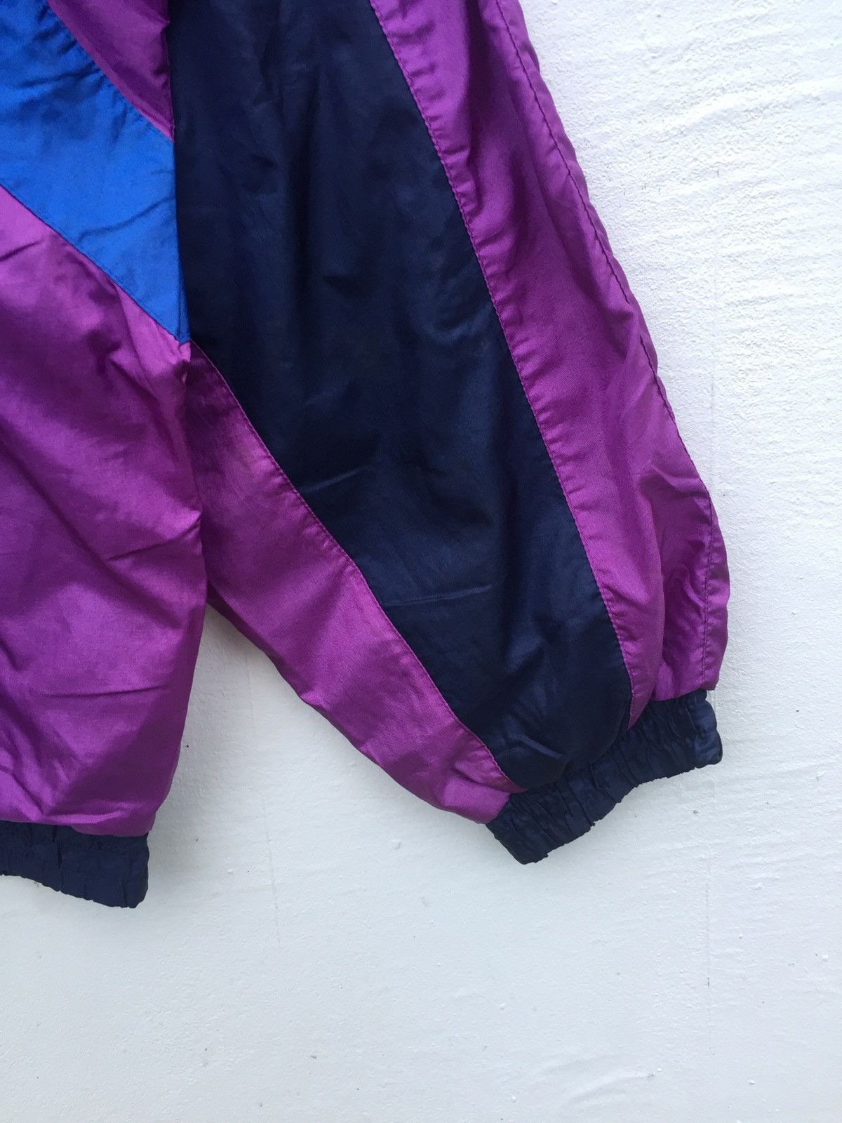 Adidas VINTAGE ADIDAS ORIGINALS SHELL JACKET WINDBREAKER SWEATER Size US XL / EU 56 / 4 - 4 Thumbnail